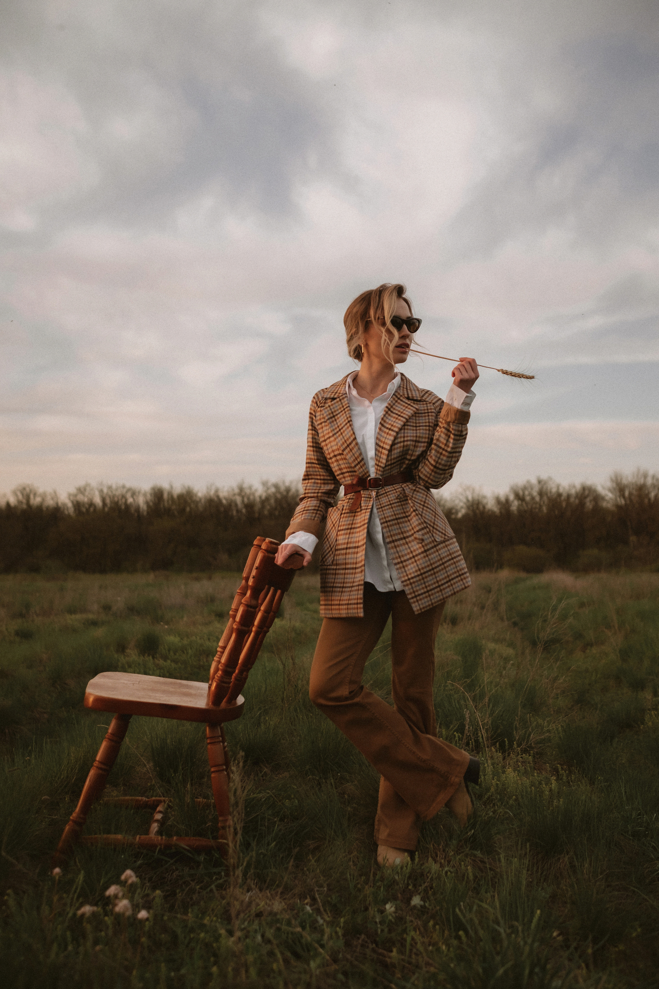 Вечерняя фотосессия для Алисы. Антонина Мезинова фотограф Михайловка и Волгоград