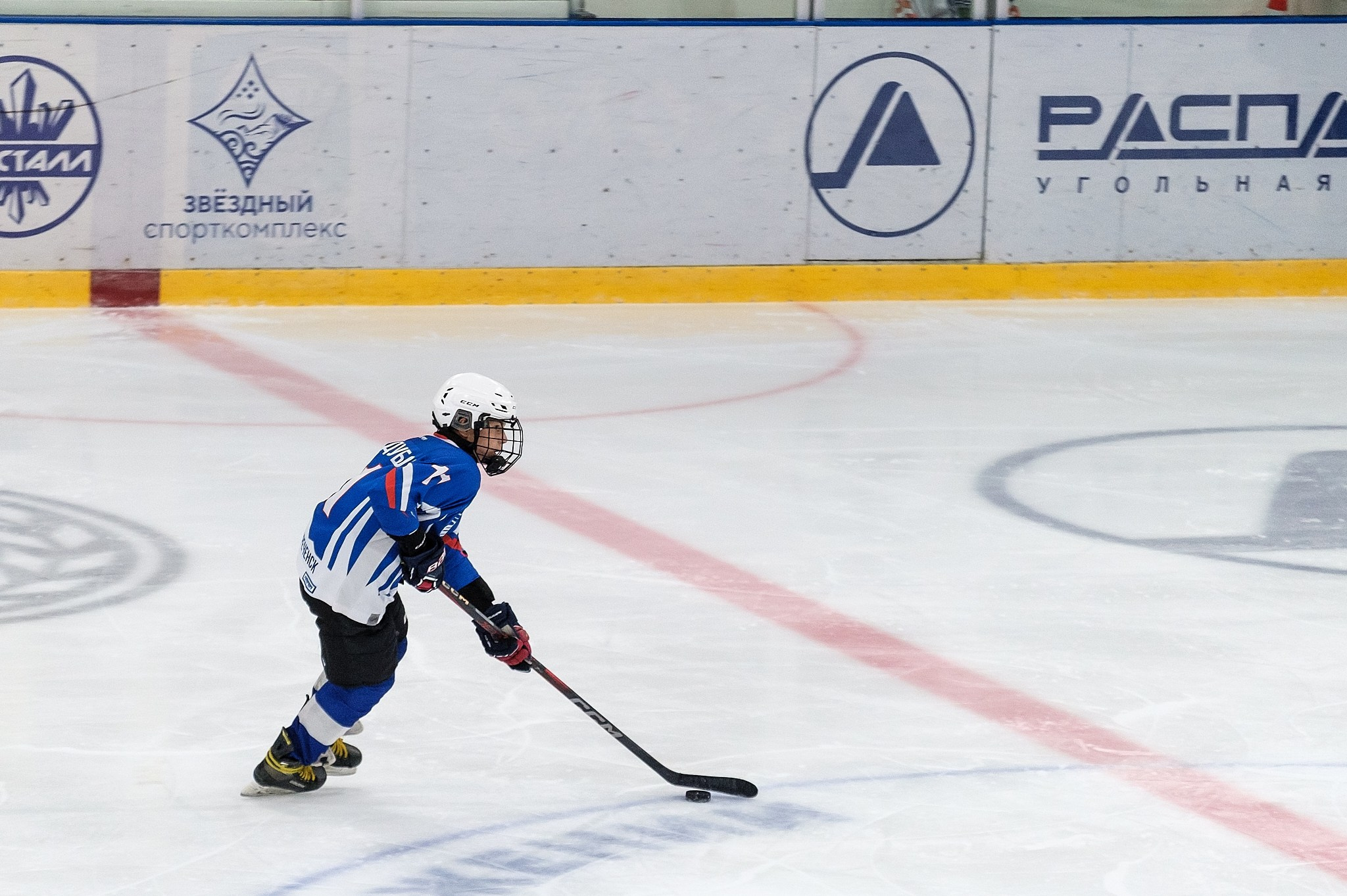 Хоккейный матч Вымпел-2011 (Междуреченск) vs Ермак (Ангарск) — фотограф в Междуреченске Никита Максимов