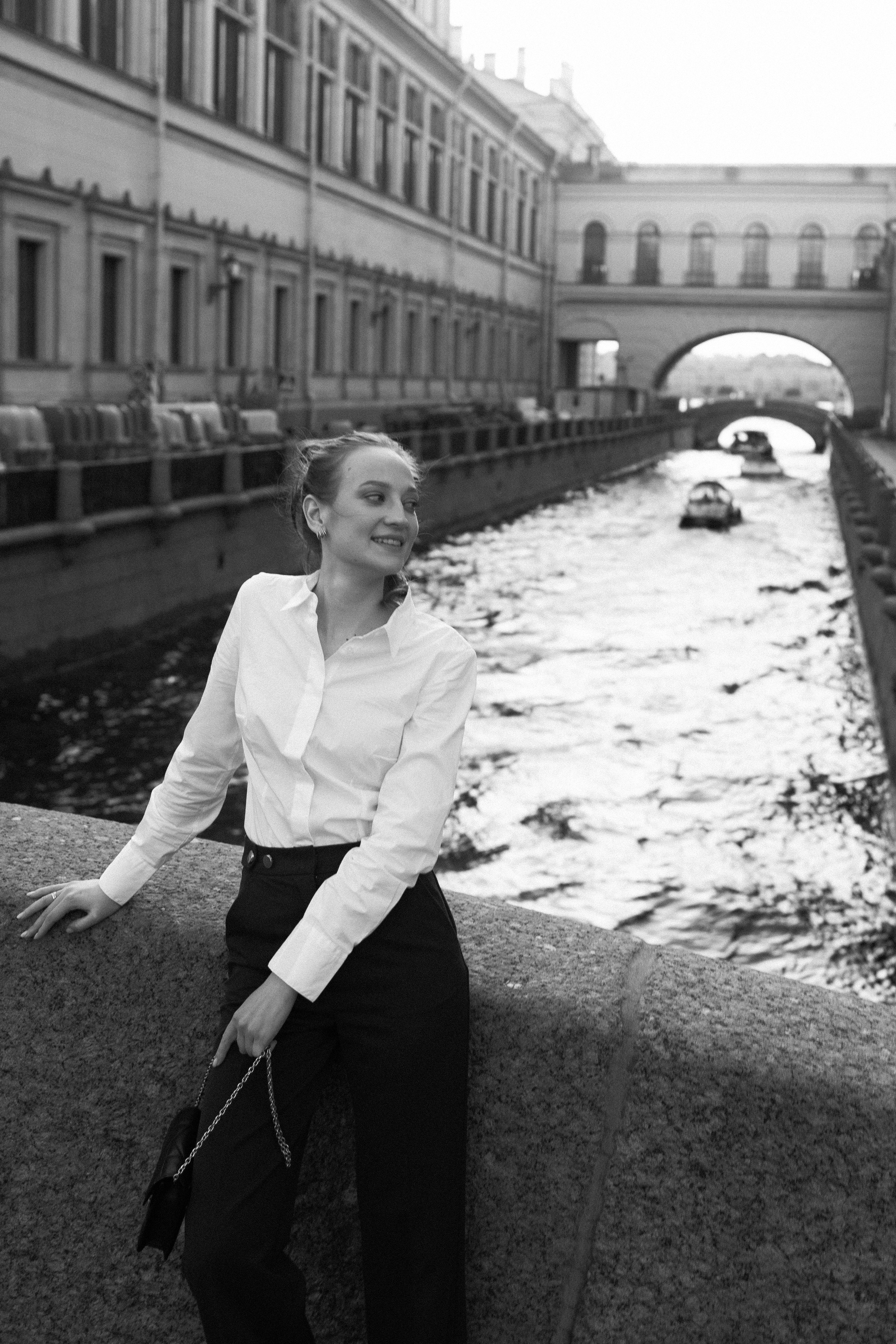 Прогулочная фотосессия. Портретный фотограф СПб, женский фотограф, минимализм и эстетика