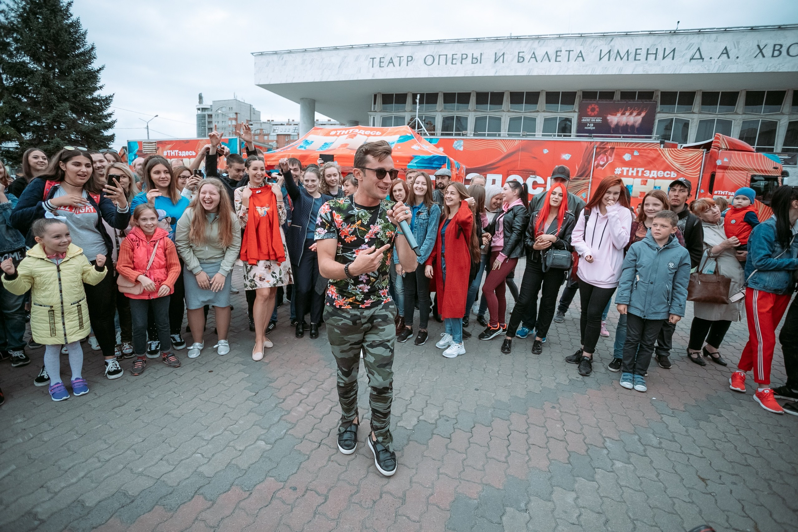 Попади на ТНТ @ Театральная площадь. Репортажный фотограф Максим Полянский. Москва, Санкт-Петербург, Красноярск