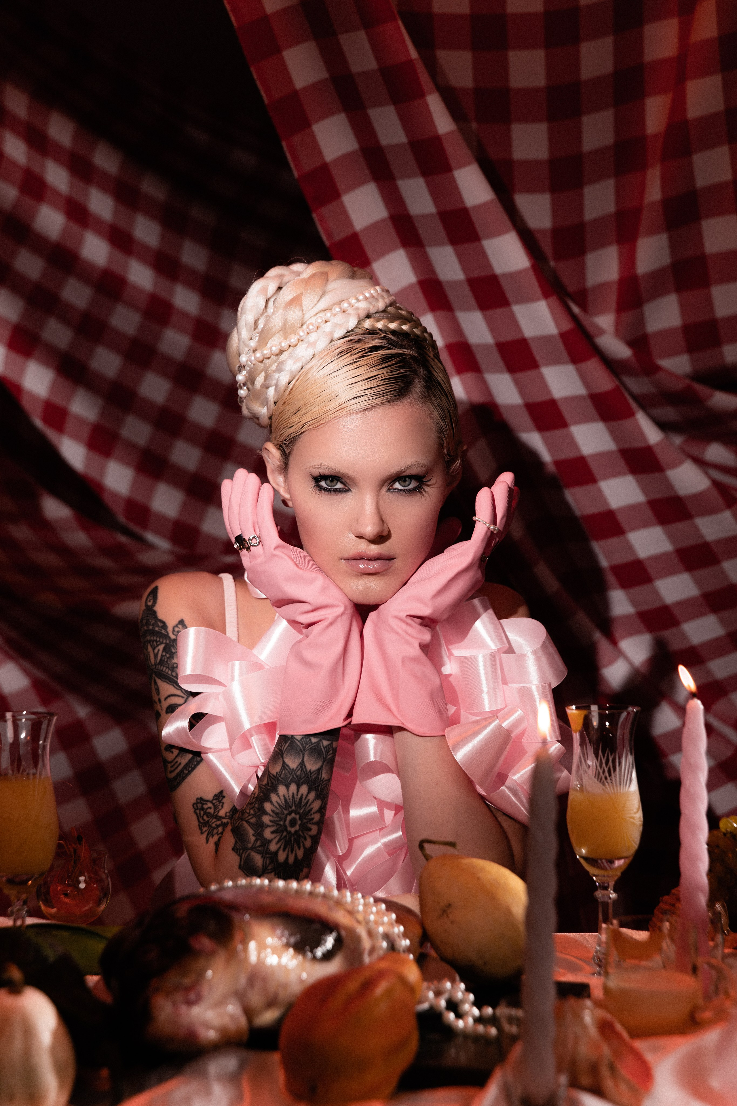 Candy dinner. Photographer. Producer. Retoucher