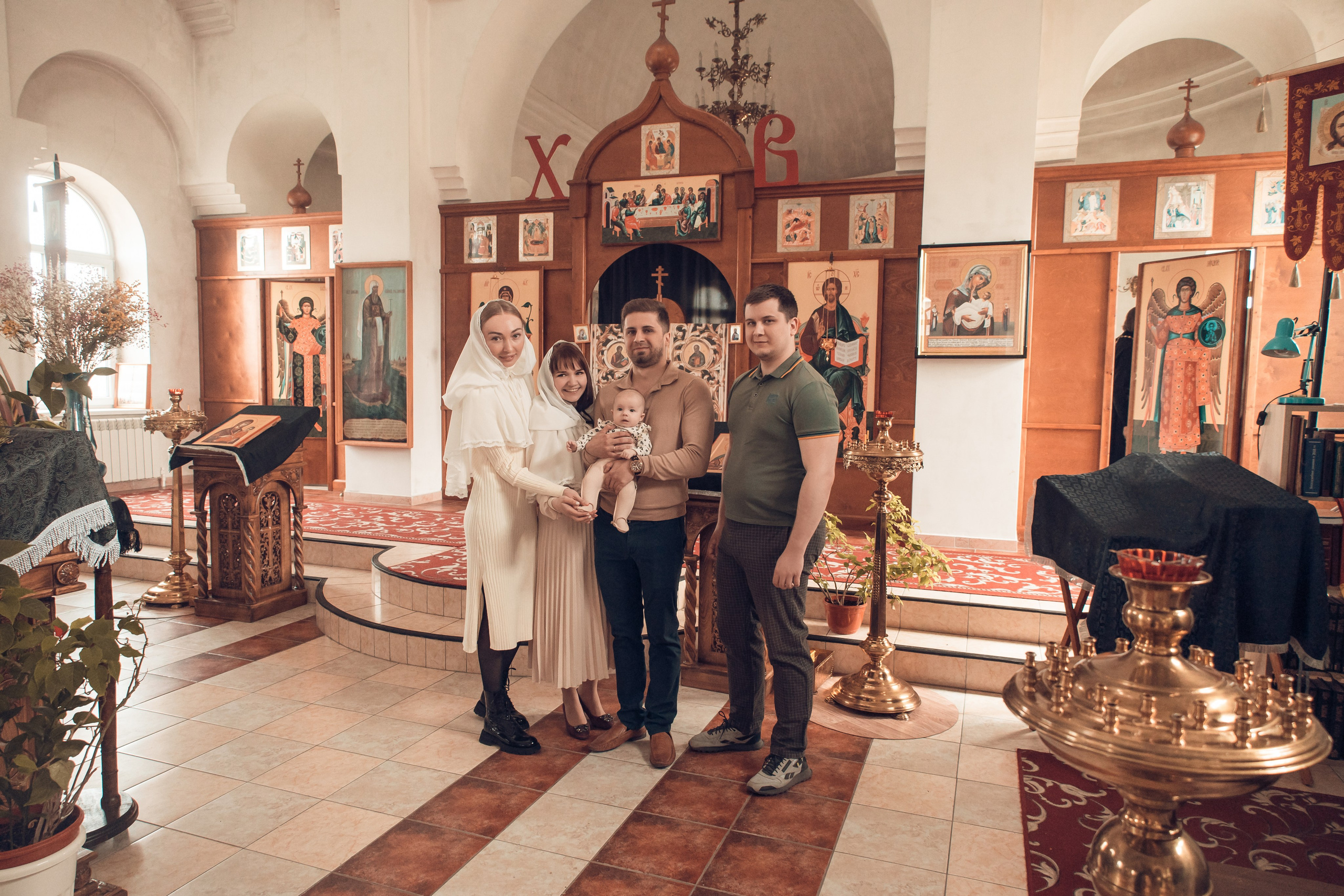 Таинство Крещения Ксении. Церковь Василия, епископа Рязанского. Семейный фотограф в Рязани и Рязанской области