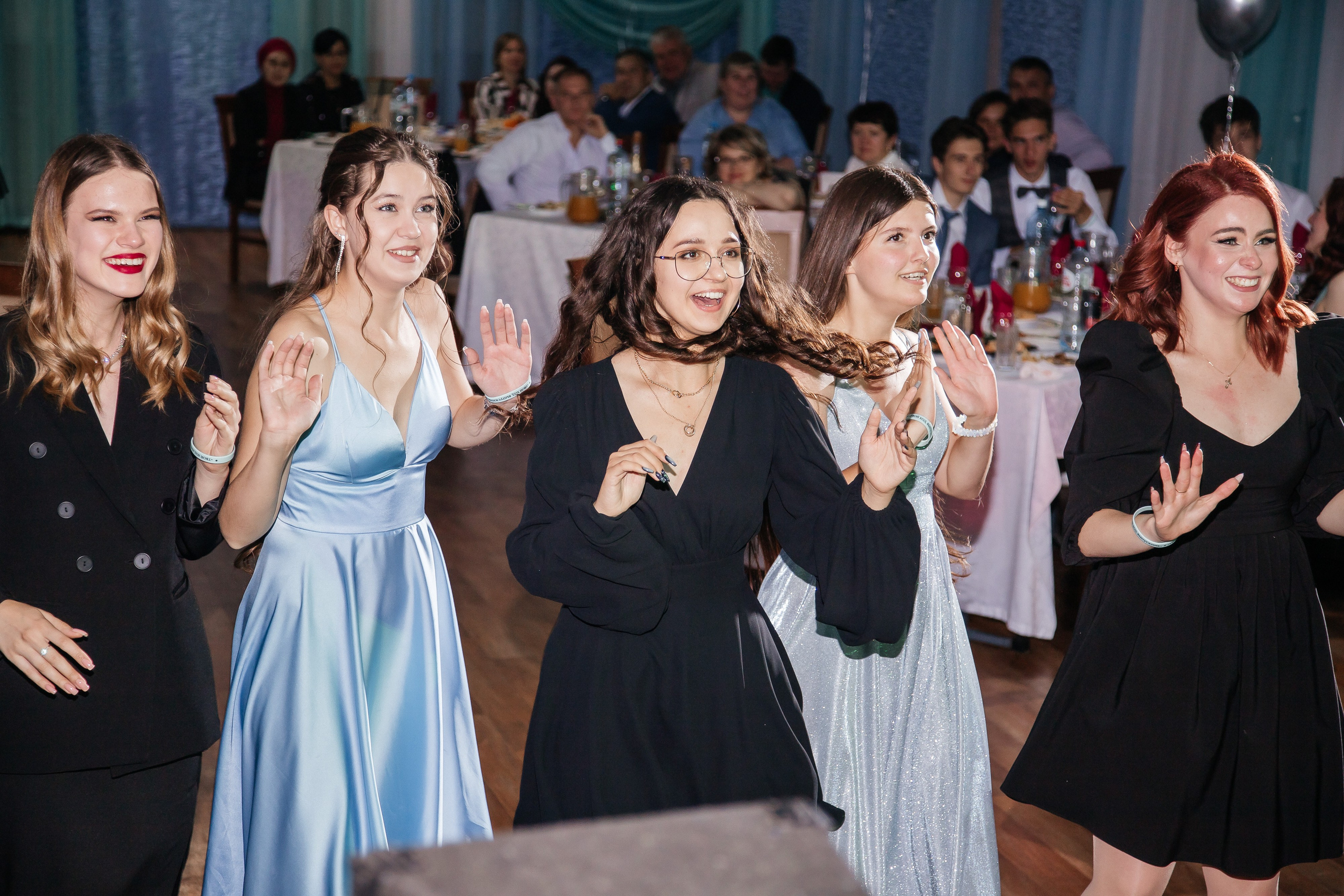 Выпускной. Креативный и женский Фотограф Омске Наталья Лебедева