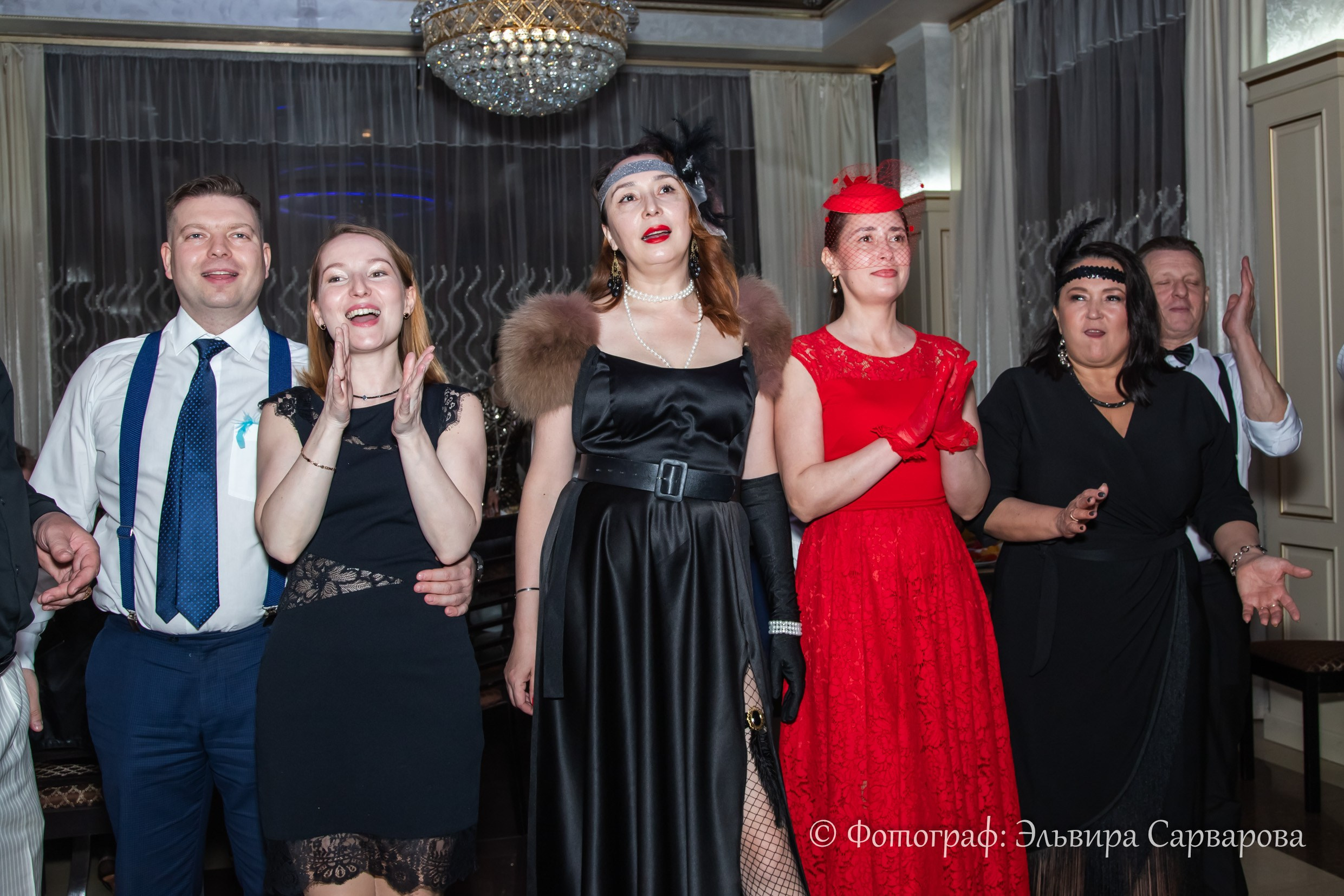 Гангстерская вечеринка в стиле 1920-х. Репортажный Фотограф