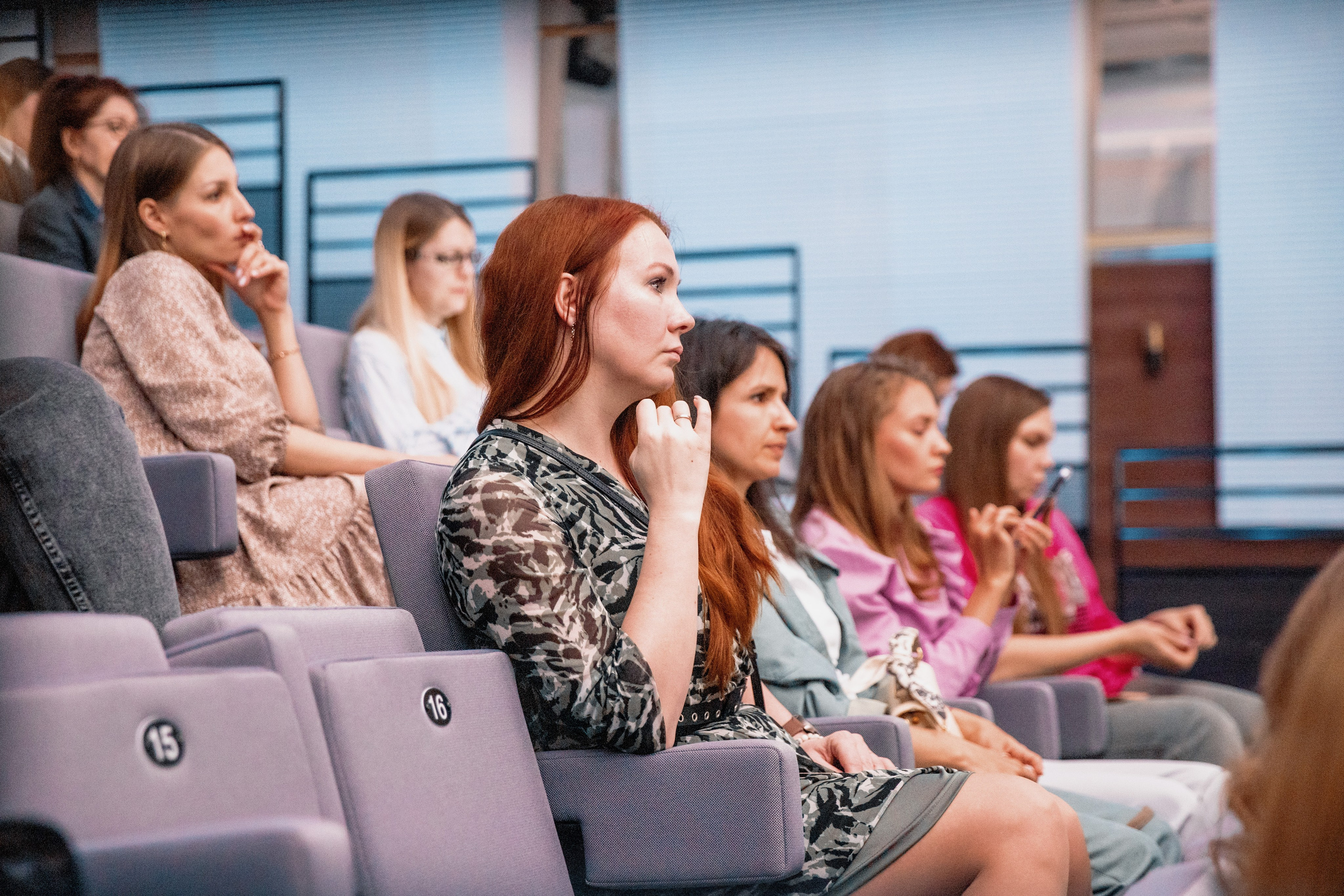 Конференция для мам. Репортажный и портретный фотограф в Екатеринбурге Гизатуллин Марат