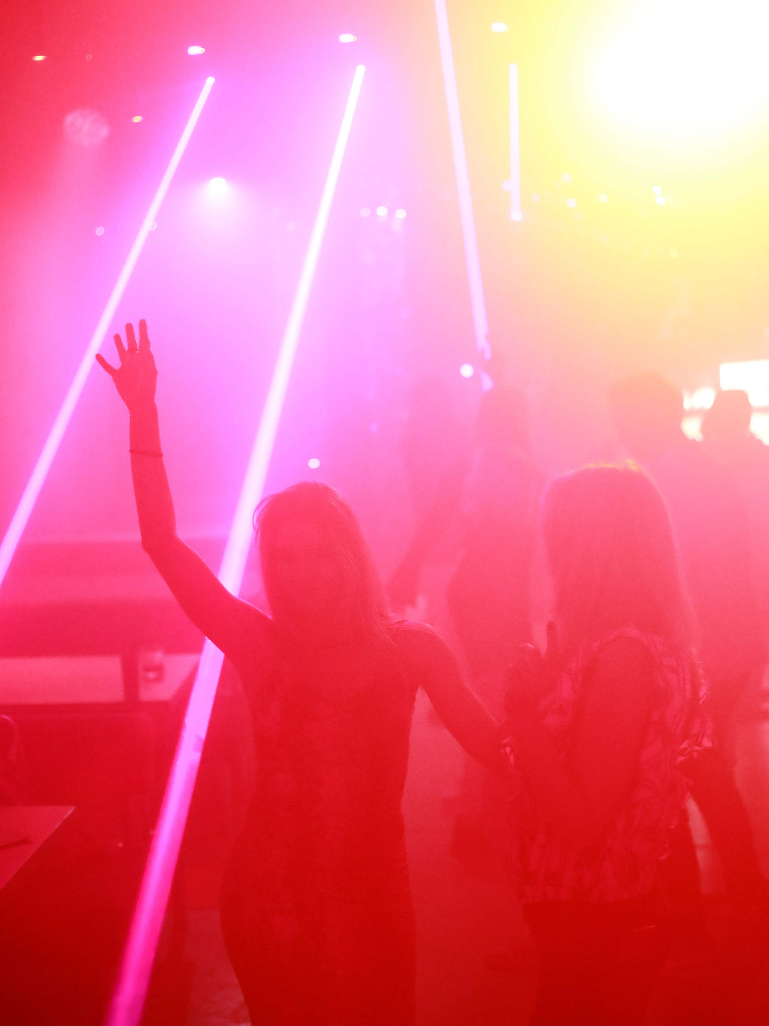 Клуб Резиденция лучшее. Контакты