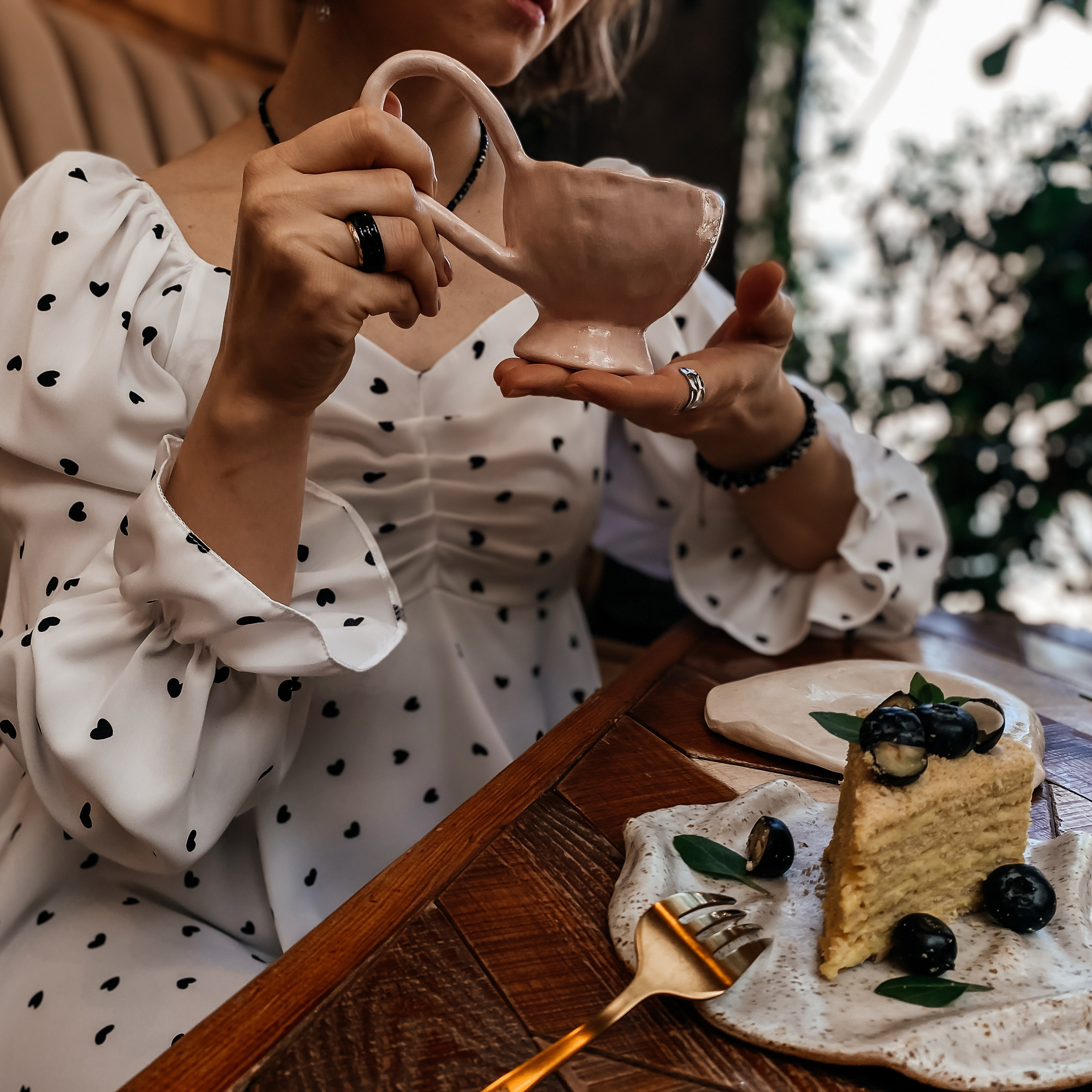 Съёмка творцов в Бюро находок. Olga Popova — Photographer in Morocco