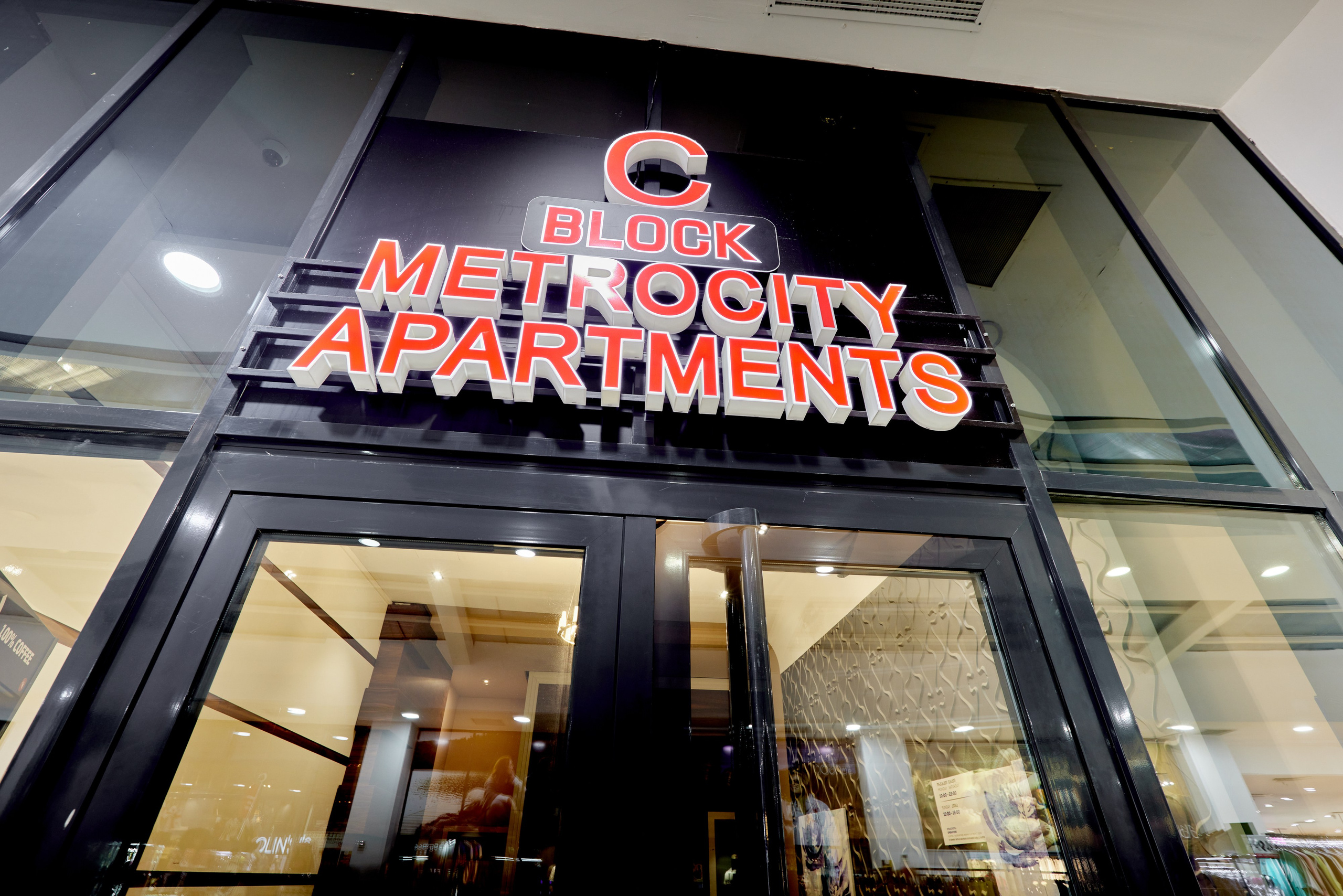 METRO CITY. Режиссёр, клипмейкер, фотограф — Андрей Охота