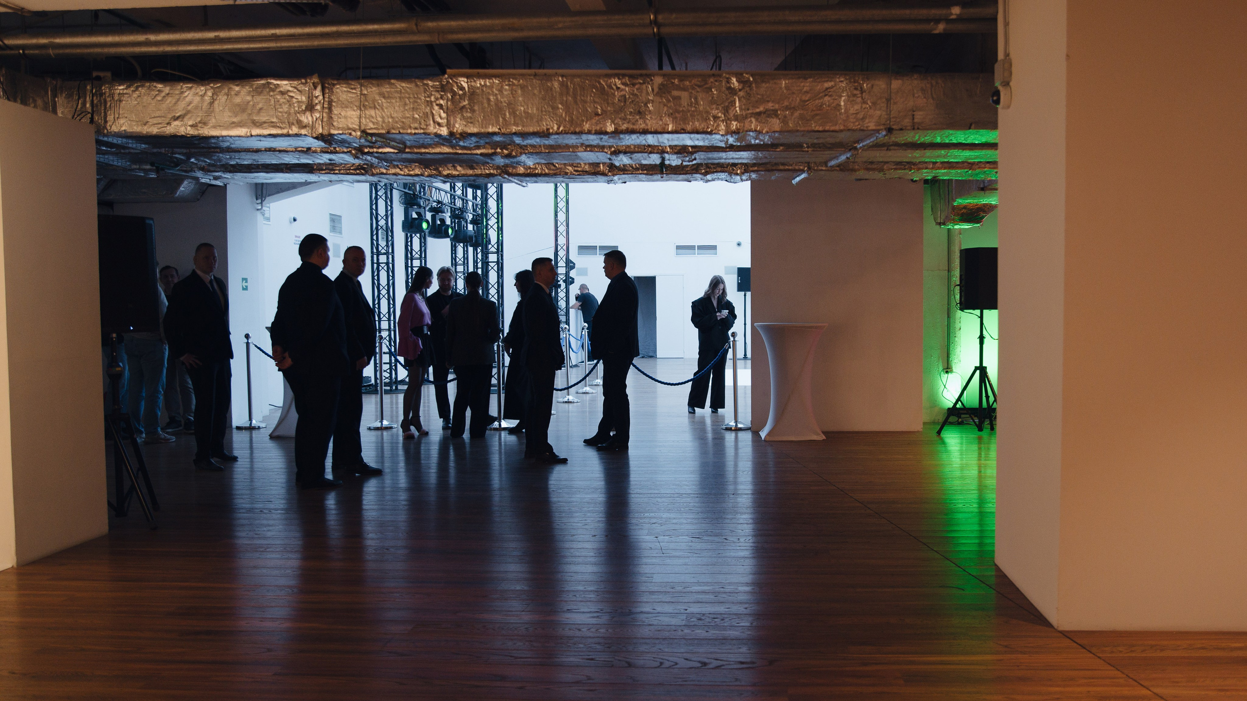 Бекстейдж показа «Новые Имена» собака.ru|ДЛТ. Портретный и репортажный фотограф в Санкт-Петербурге