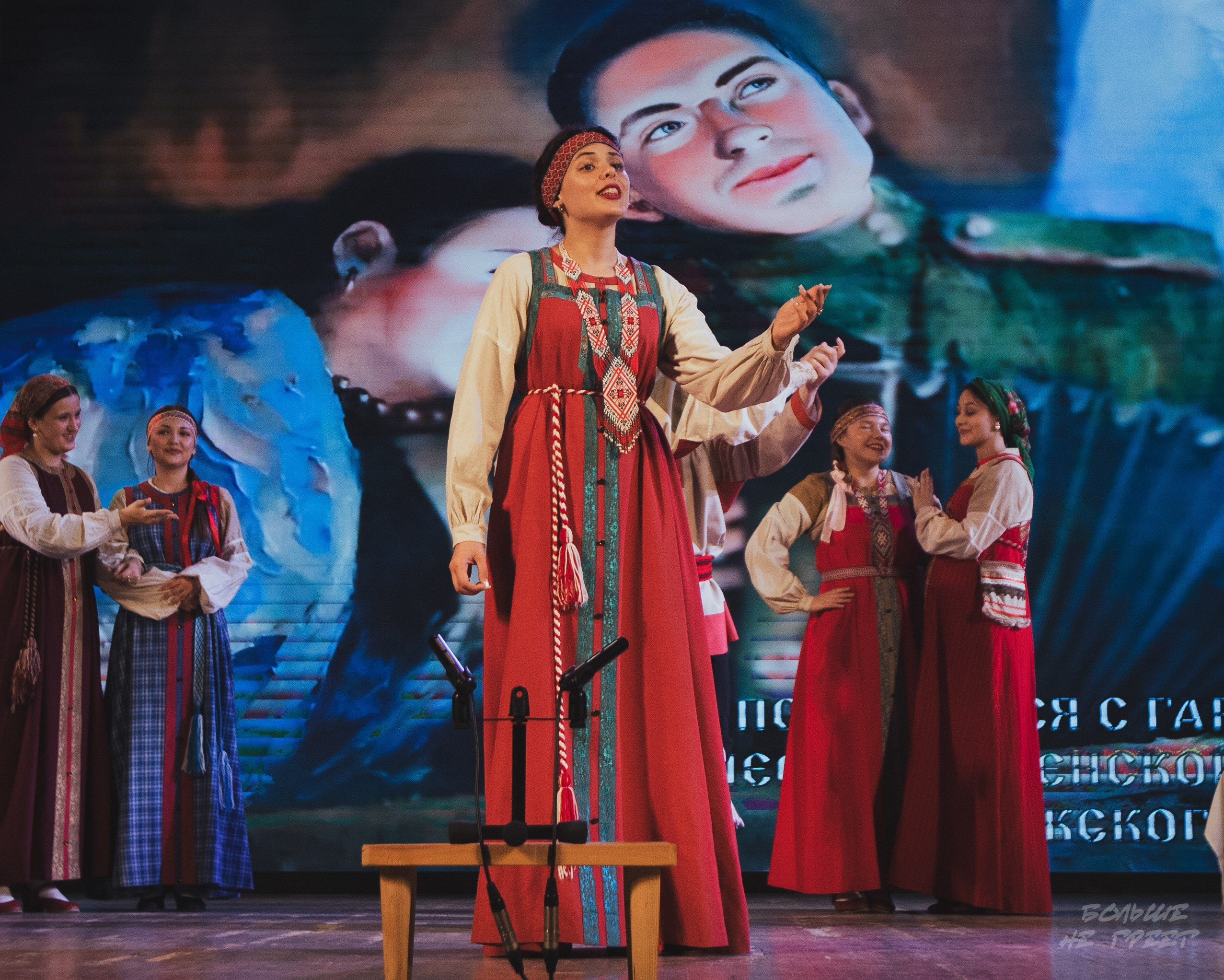 Отчетный концерт фольклорного ансамбля «Радовесъ». Больше не греет