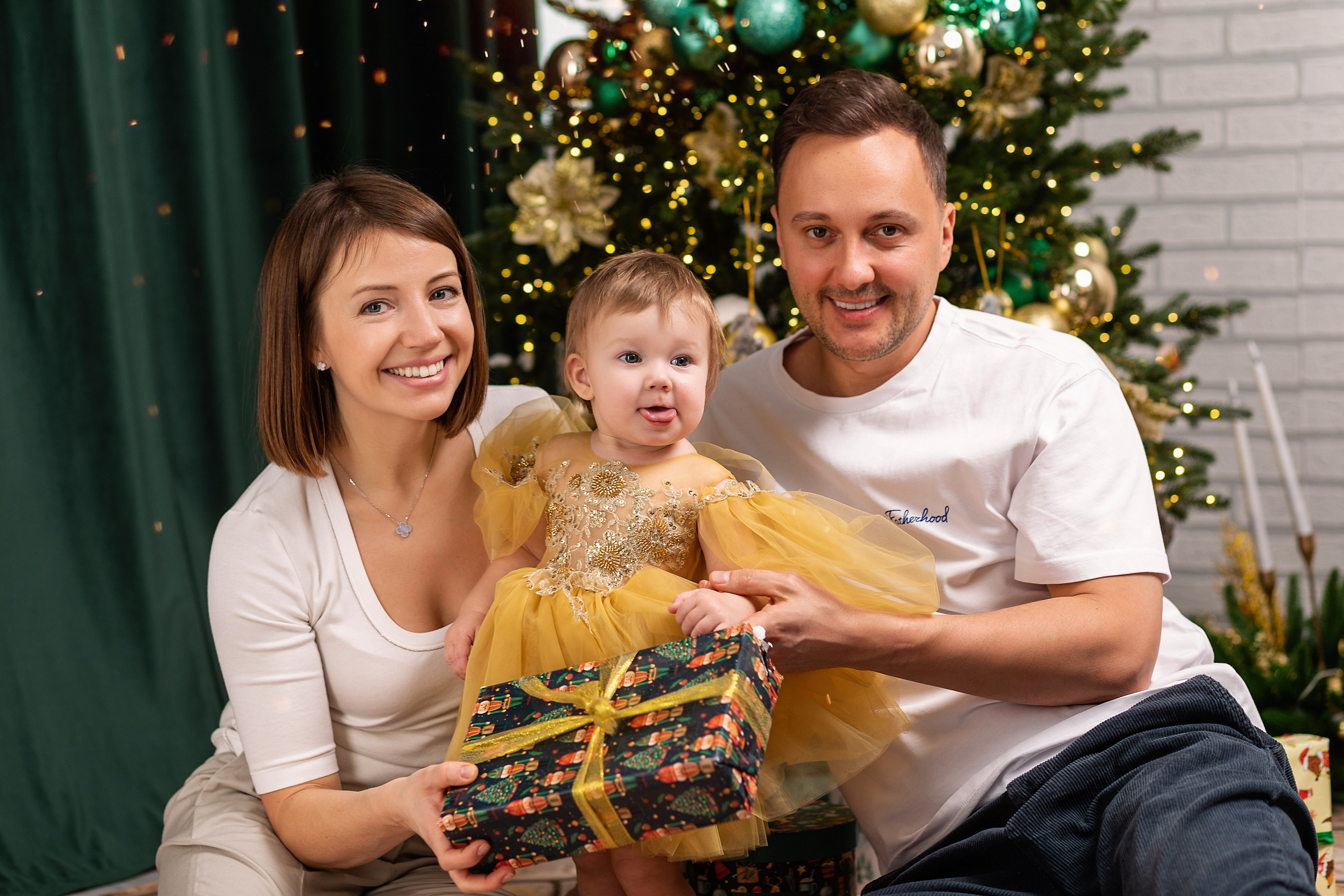 Новый год 2026. ФОТОГРАФ НА ГОДИК, БЕРЕМЕННОСТИ, НОВОРОЖДЕННЫХ, КРЕЩЕНИЯ МОСКВА