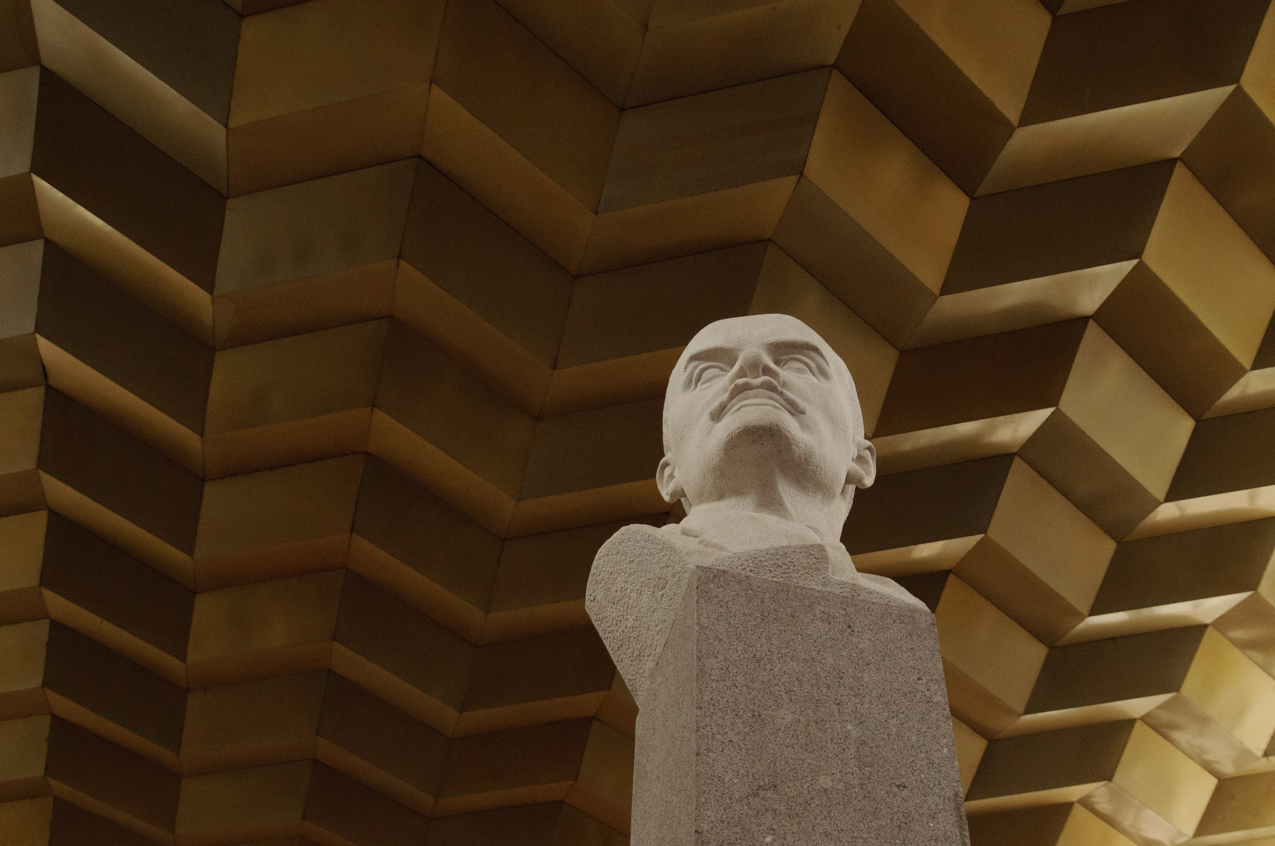 Вокзалы. Фотографии Дмитрия Захаренко