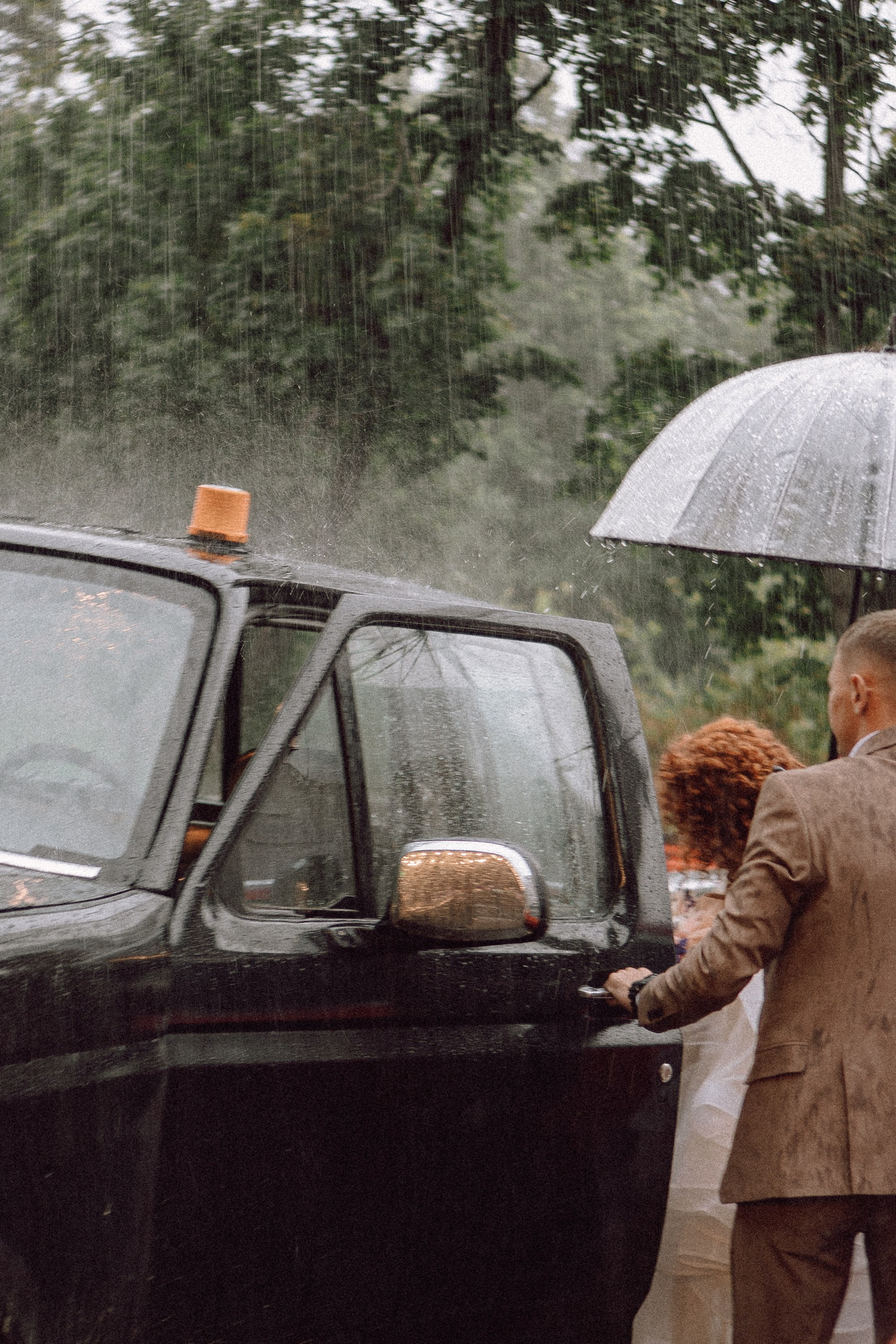 СВАДЕБНАЯ ФОТОСЕССИИЯ ПАРЫ В ГОРОДЕ ПРИОЗЕРСК В СОСНОВОМ ЛЕСУ И С ПИКАПОМ. Профессиональный фотограф, Санкт-Петербург — Виктория Богомолова