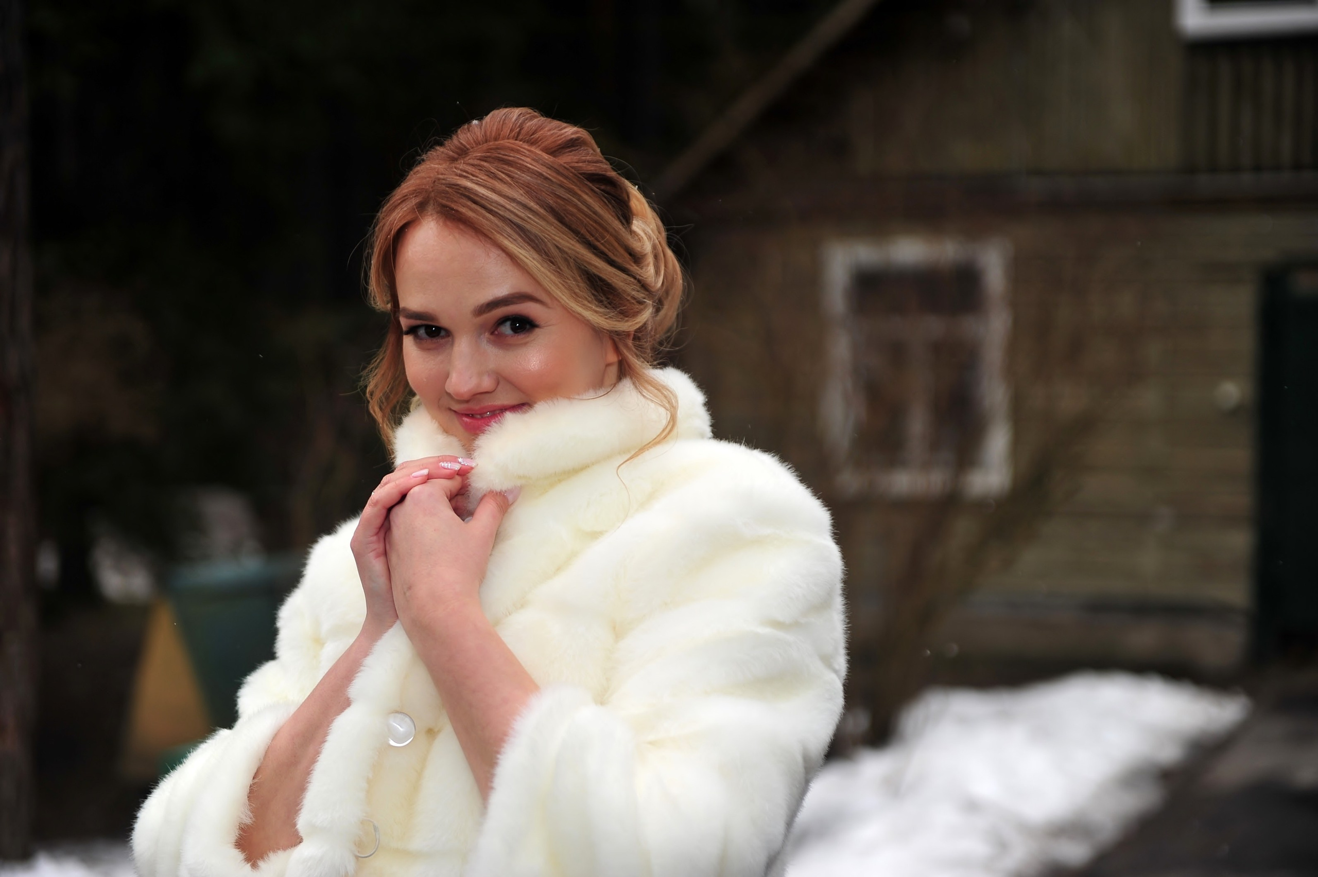 Свадьба в музее-усадьбе К. И. Чуковского в конце зимы. Свадебный и семейный фотограф в Москве Ирина Гончарова