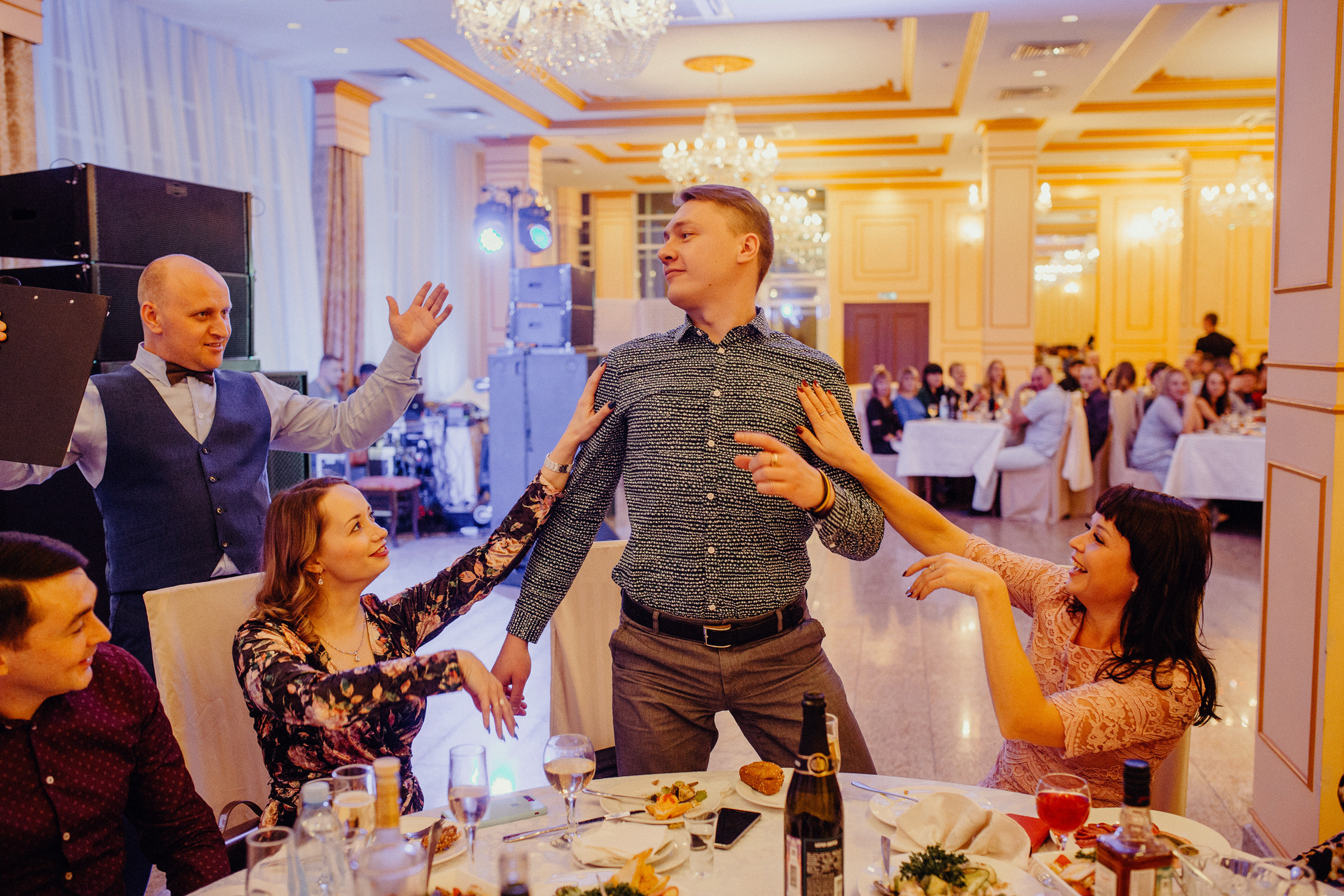 Репортажная фотосъемка новогоднего корпоративного праздника