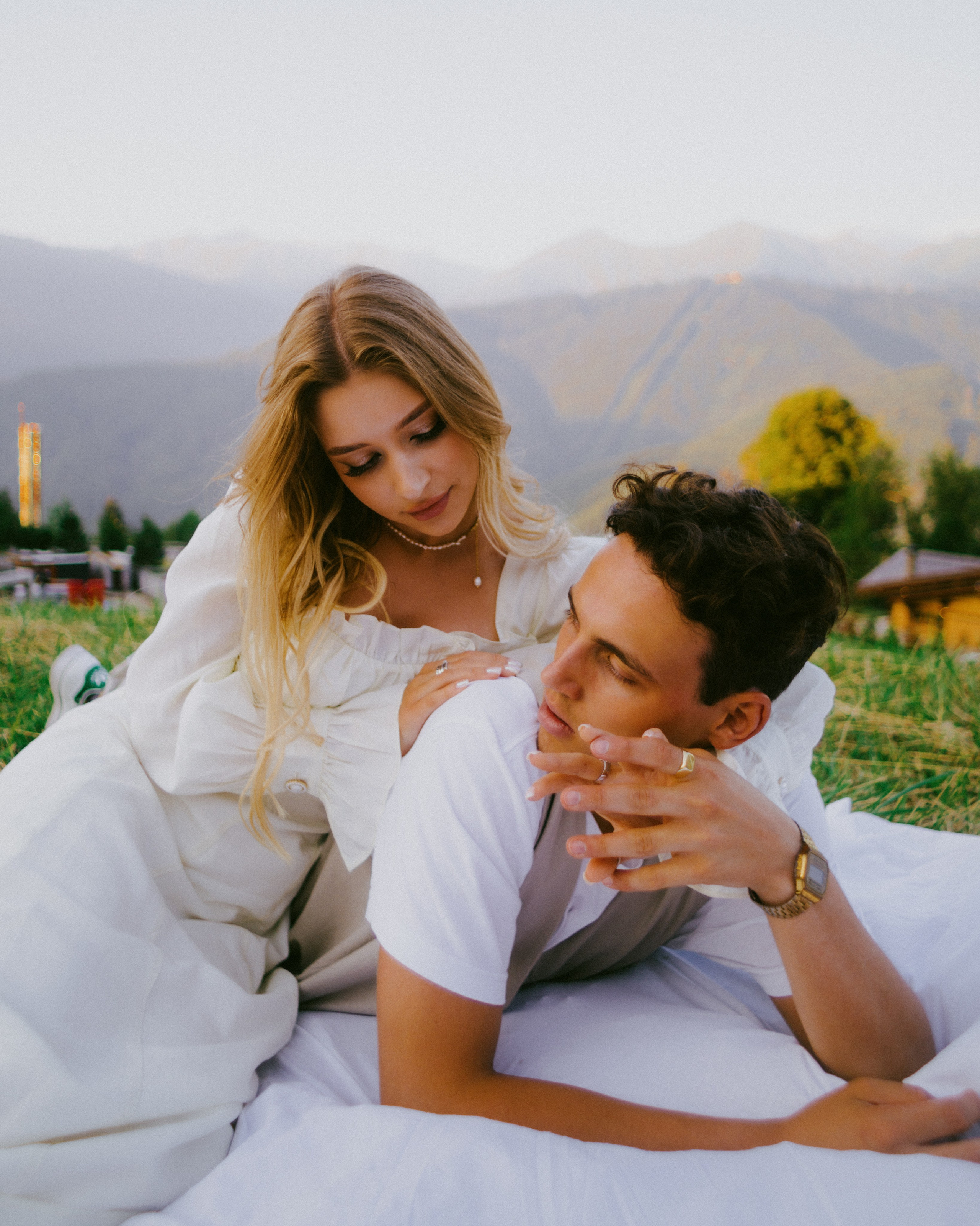 Солнечная прогулка в горах. Главная