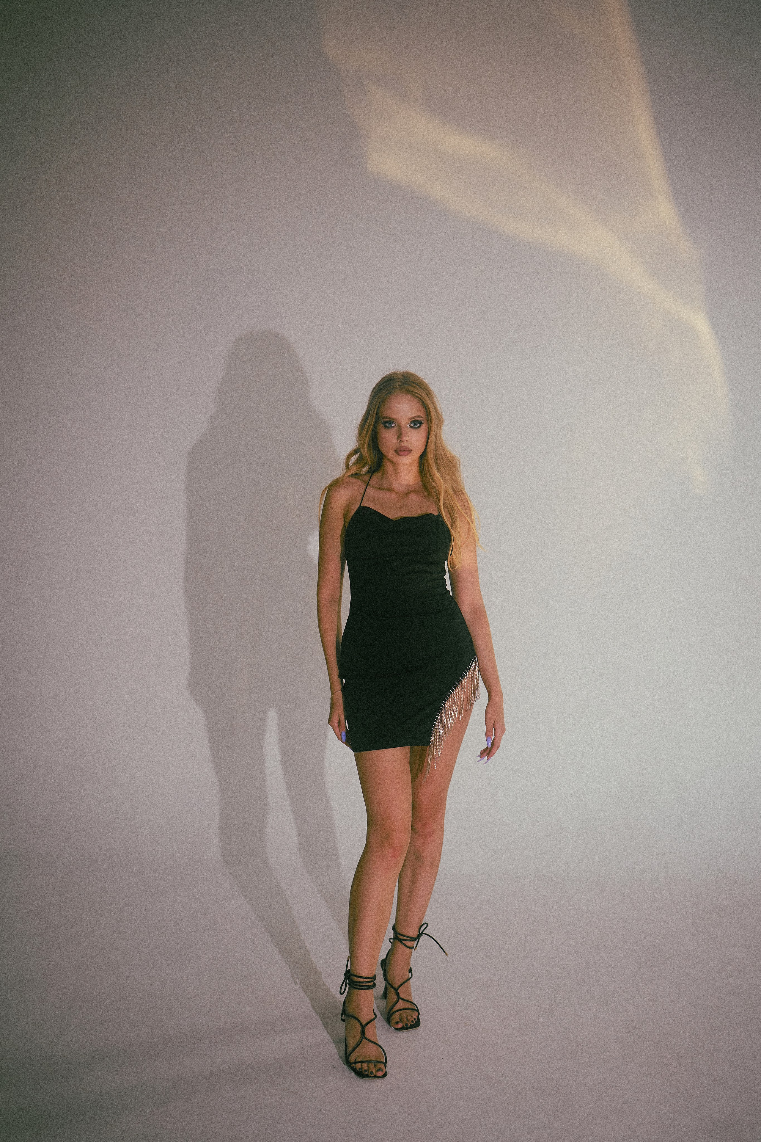 Алена, 42 размер, 170 рост. KED Production — продакшн из СПб. Создаём фото, видео и контент, который помогает брендам и селлерам продавать больше