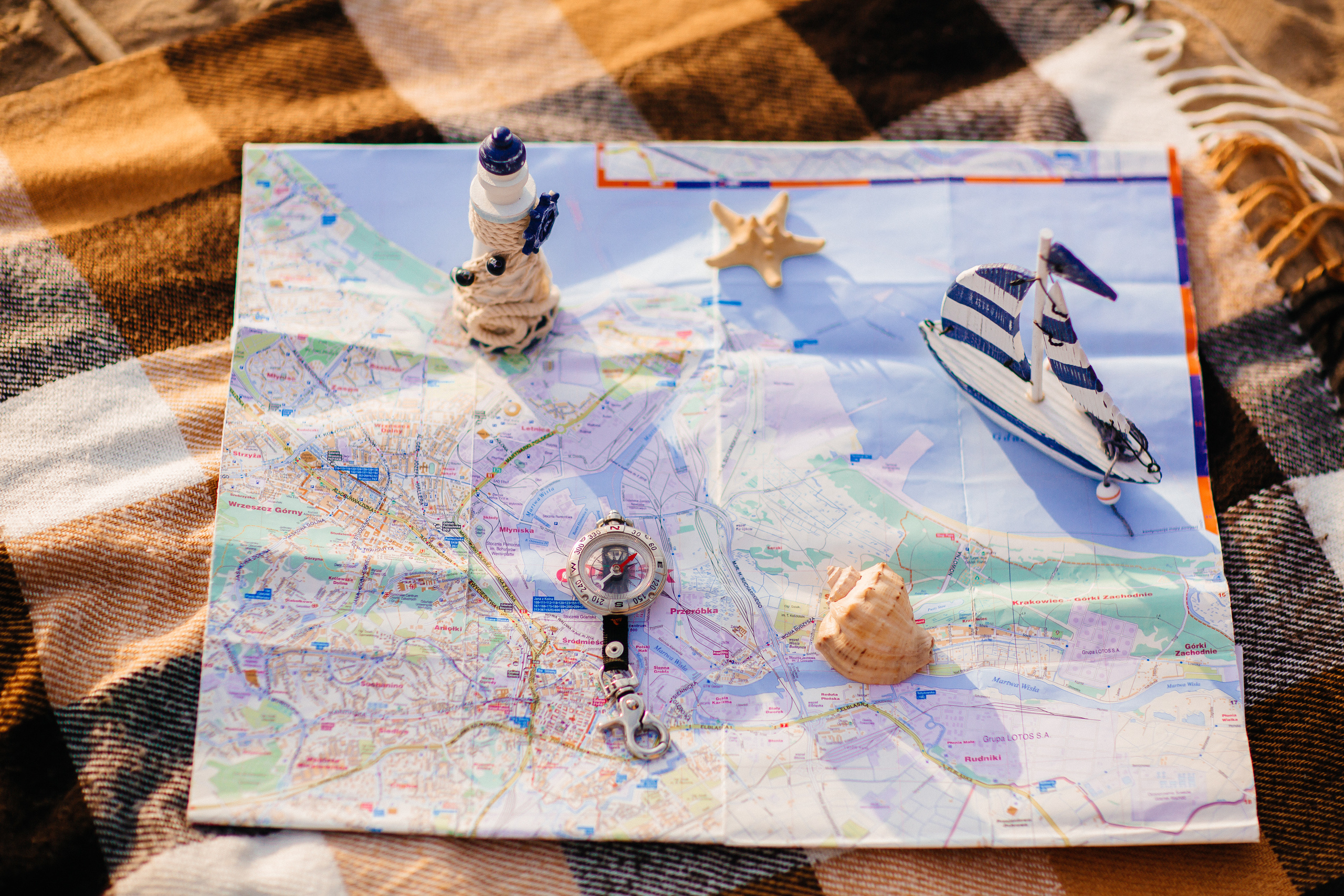 V&A. Дорога к морю. Destination wedding photographer in Iceland, Spain, Italy, Greece and