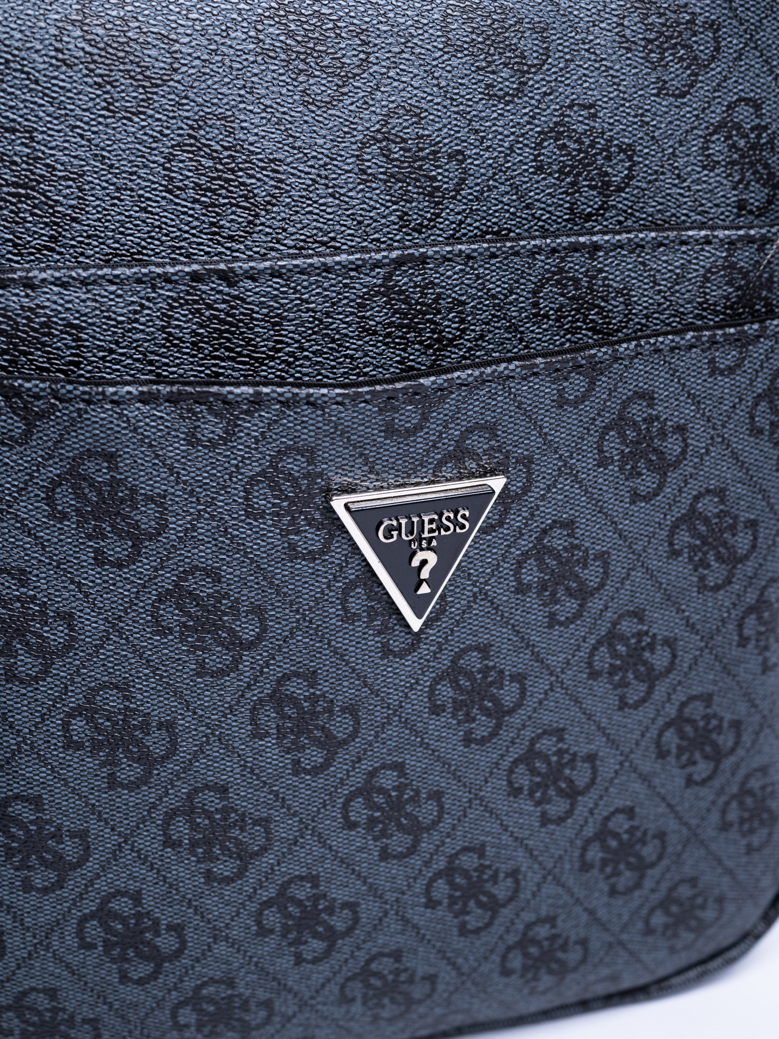 Мужские сумки. Предметный фотограф, фото для маркетплейсов Пятигорск, КМВ