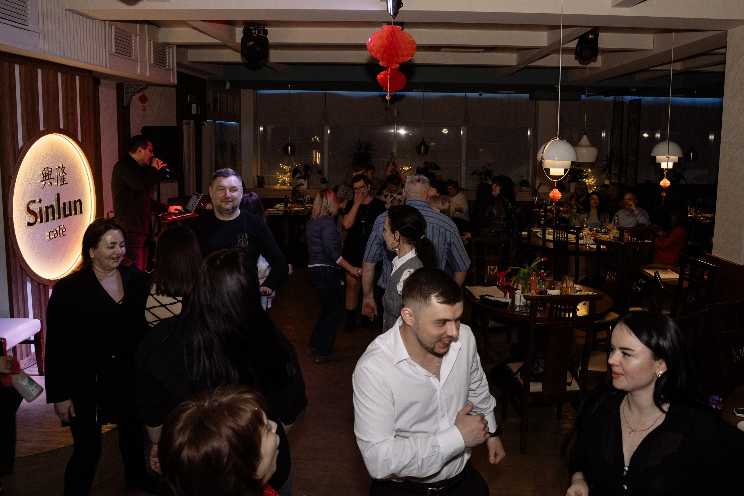 Вечеринка в кафе Sinlun. Фотограф Юлия Мальцева