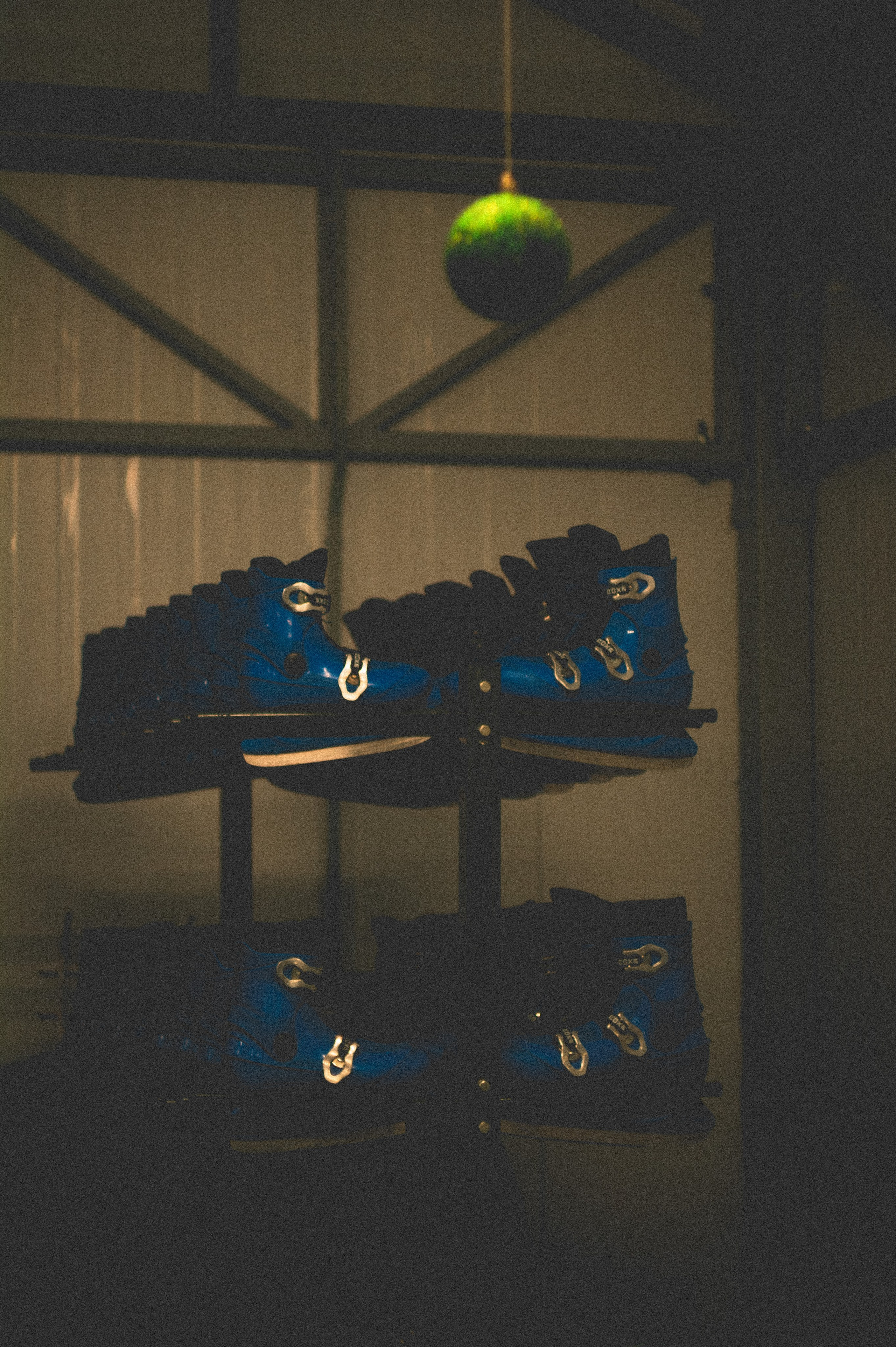 Каток. Den Mirov — Фотограф, Музыкант