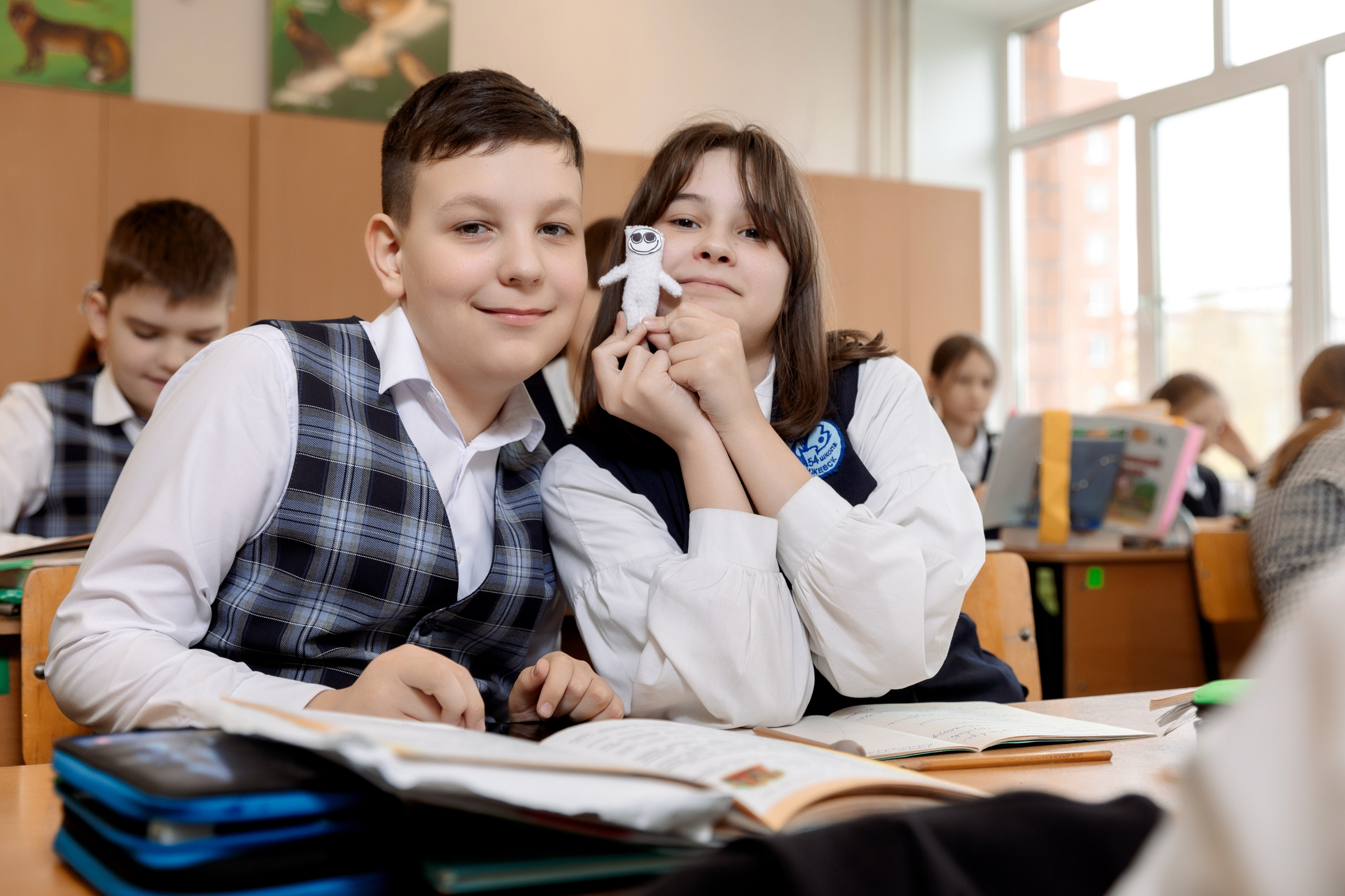 Школа 54 4А кл (2023-24) 2 часовая фотосессия в школе. Свадебный и Семейный фотограф г. Ижевск Гульназ Солдатова. Гульназ фото