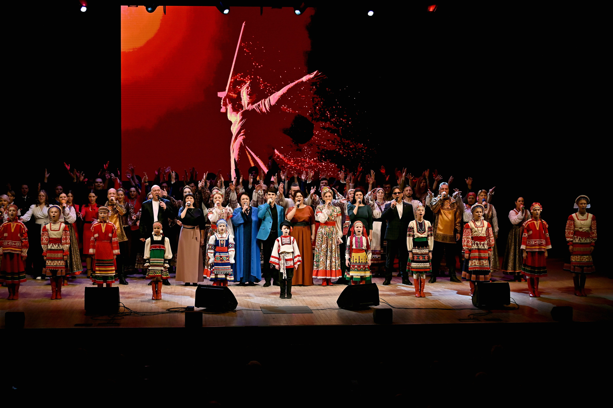 ФОТОГРАФ ВАШИХ МЕРОПРИЯТИЙ РЯЗАНЬ СЕРГЕЙ КЛЮЕВ Концертная фотография близка к репортажу и портретной съемке