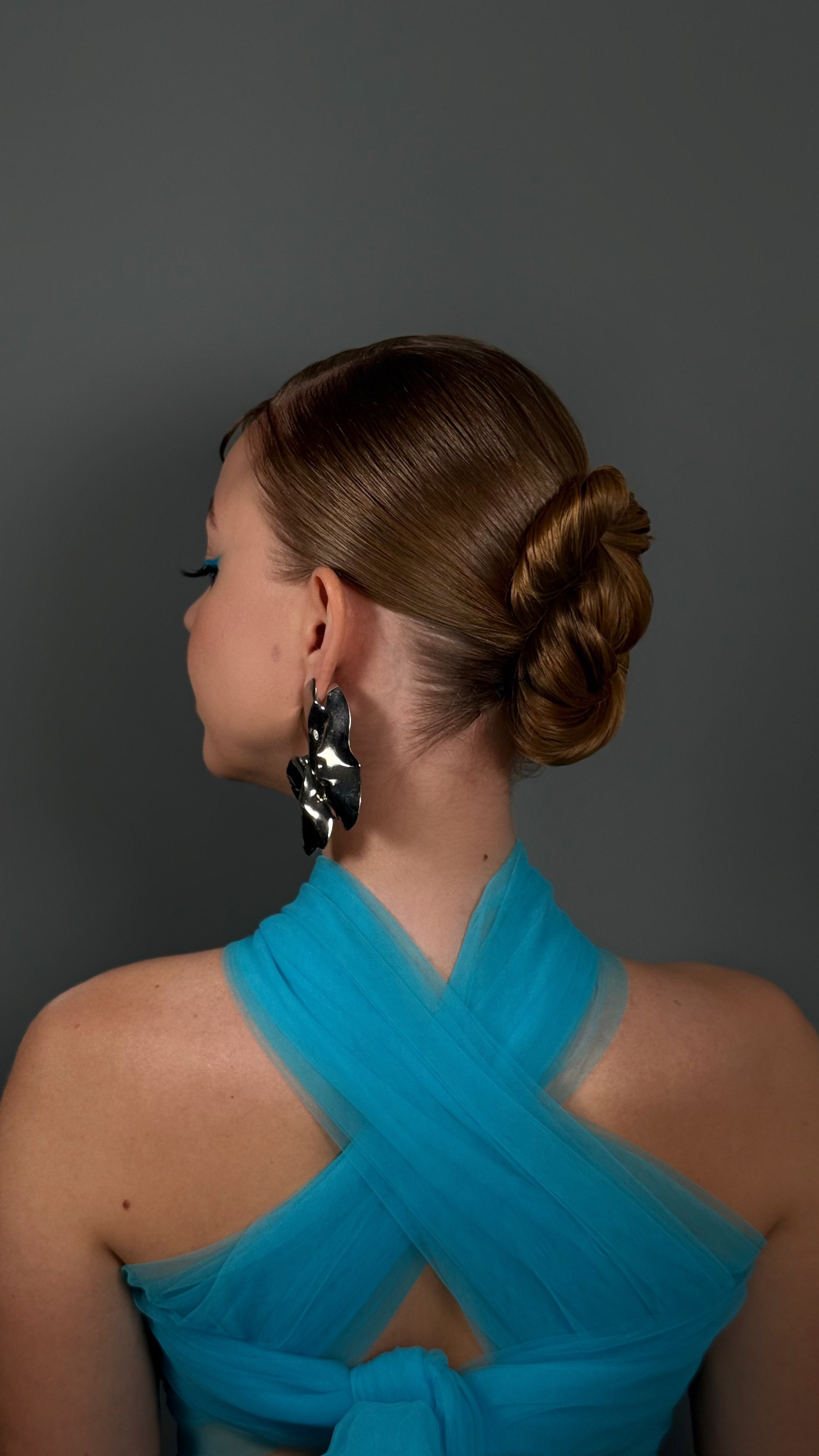 Прически, укладки. Студия визажистов, стилистов по прическам, бровистов и мастеров по ресницам