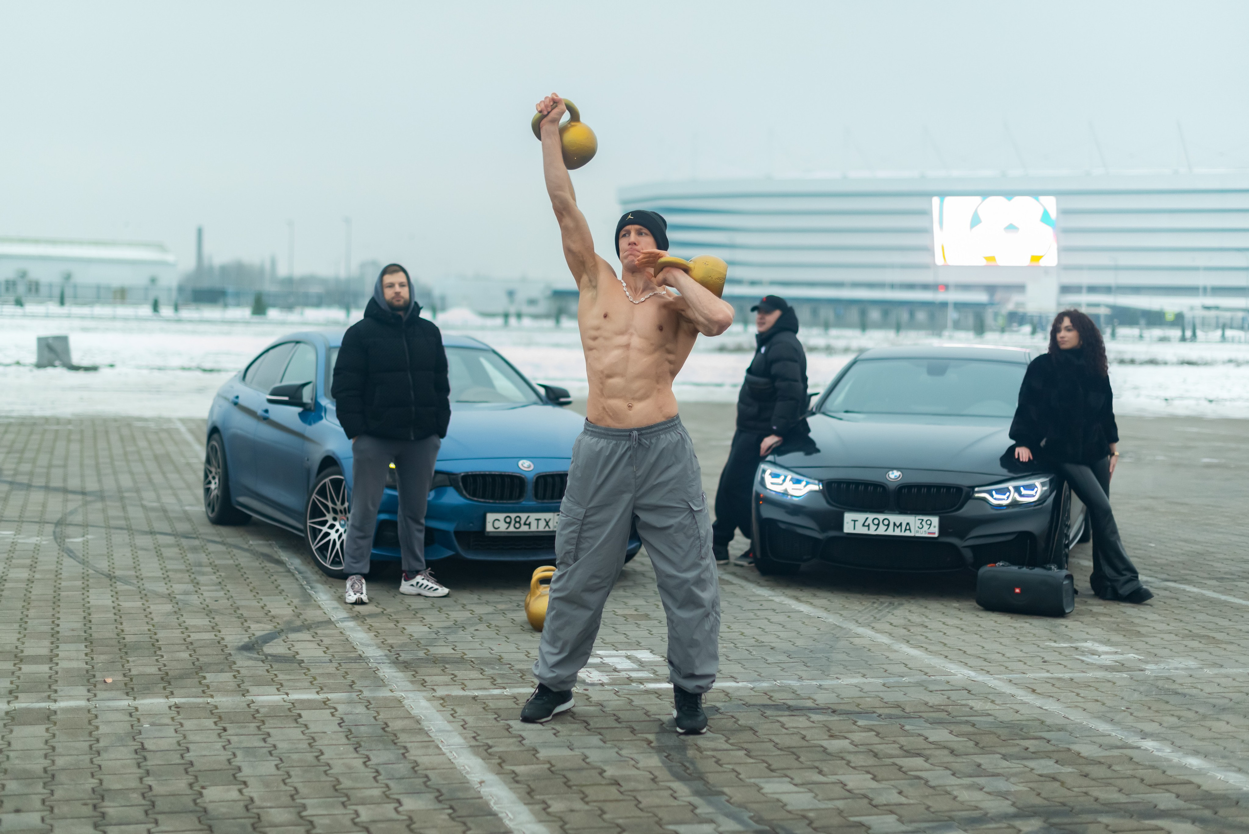 • Fashion/Street. Фотограф Ксения Шевкопляс. г. Калининград. Кинематографический стиль — эстетика и истории, рассказанные через объектив