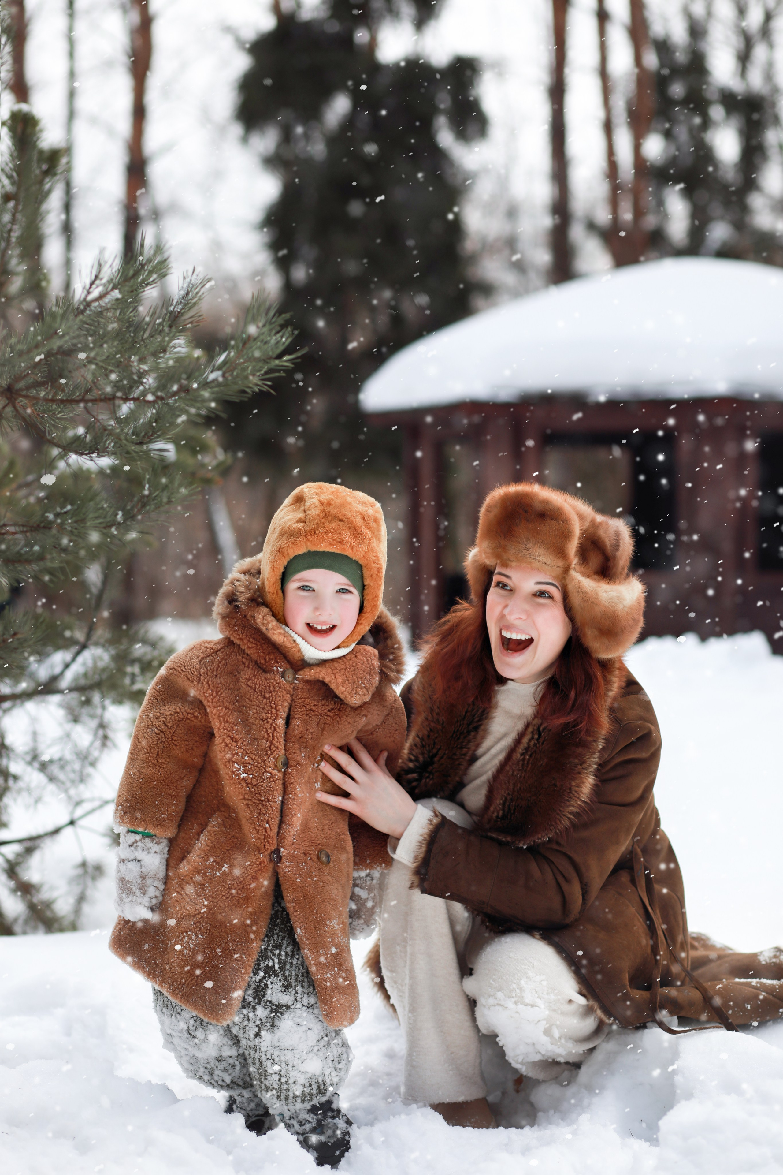 Деревня Бибирево мама и сын. Детский и семейный фотограф г. Москва Оксана Катаджи
