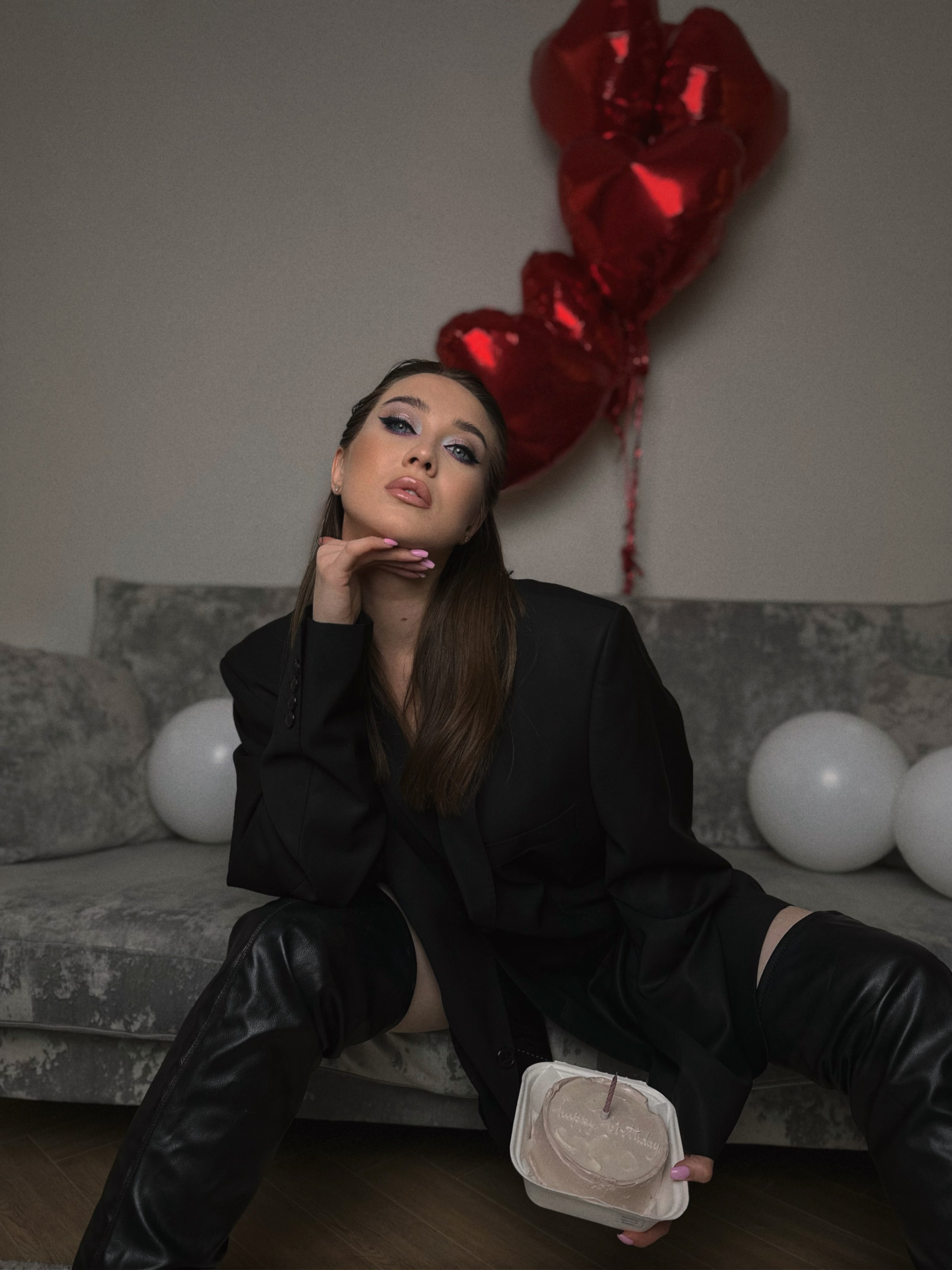 Julia. Фото и видео контент