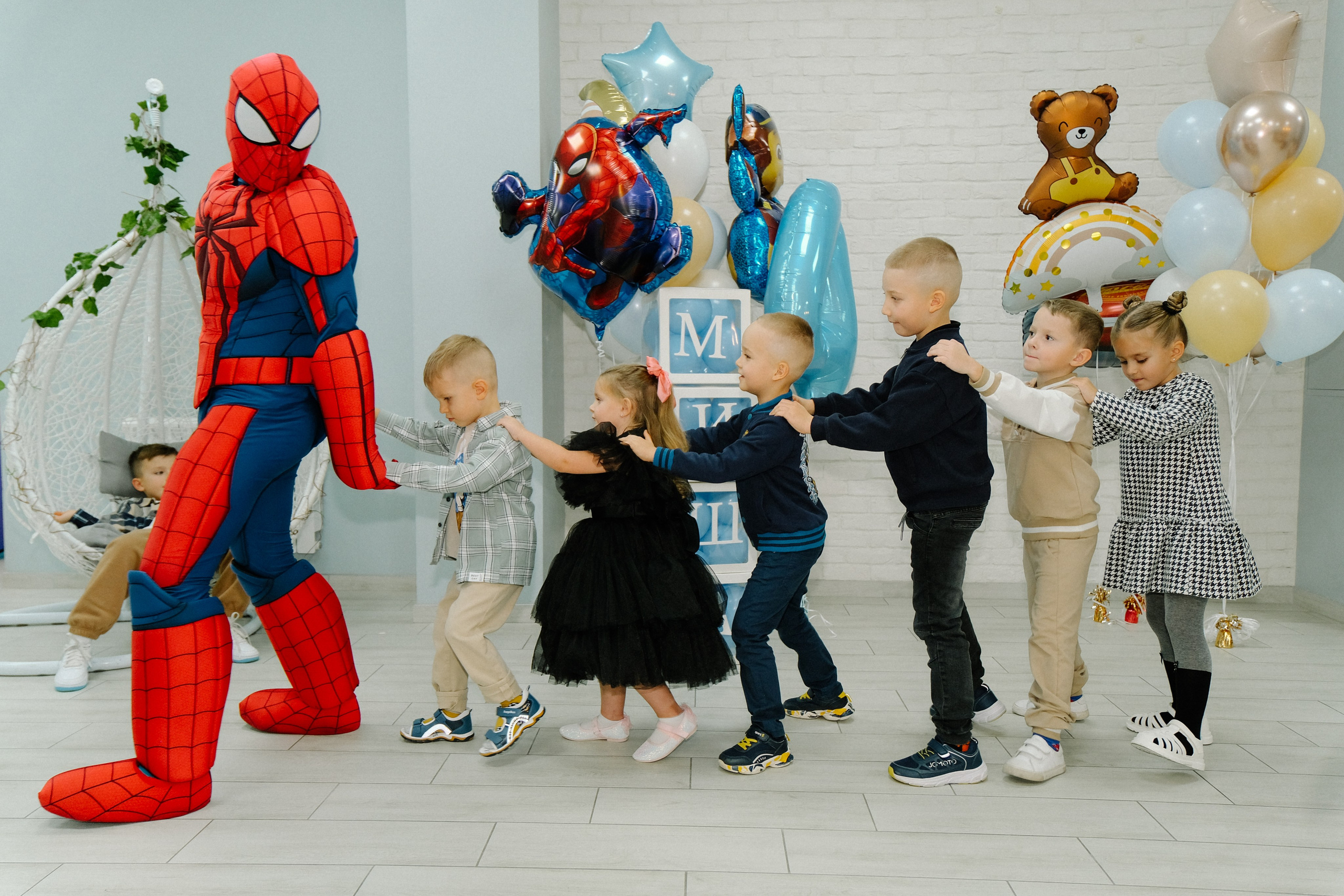 Дети, сады, школы. Фотограф и видеограф в Москве Полина Абраменкова