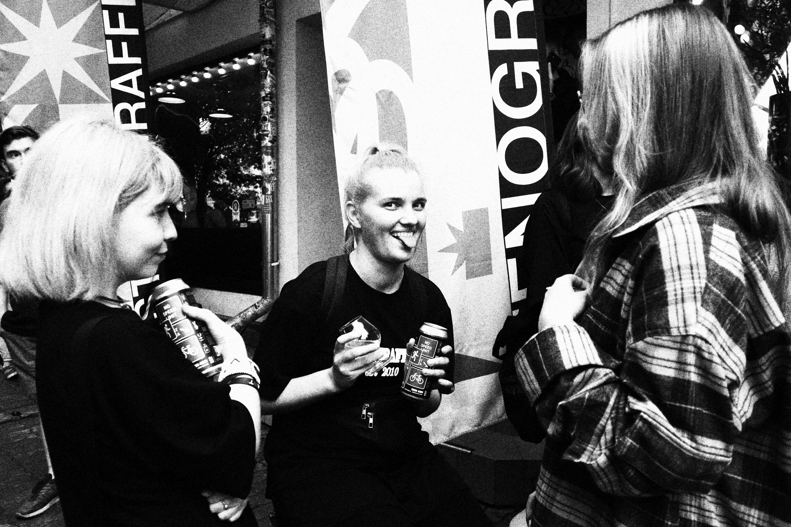 STENOGRAFFIA / Бар «Нельсон Совин». Уральское создание