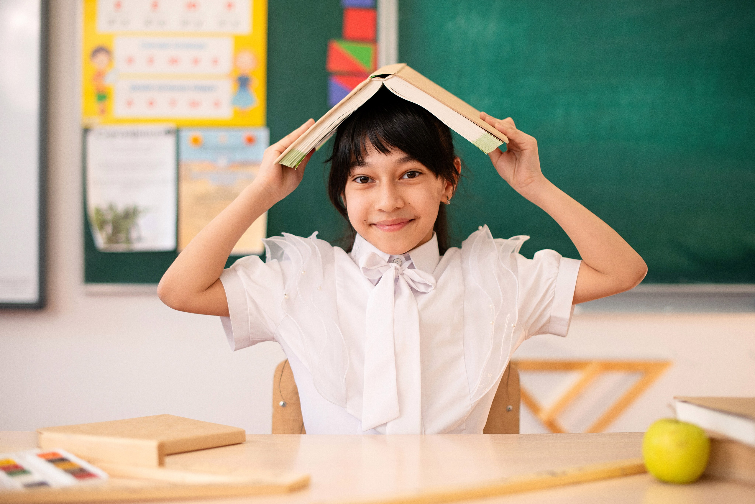 Фотографирую школьников для школьных выпускных альбомов и фотокниг в Сургуте и Нефтеюганске.