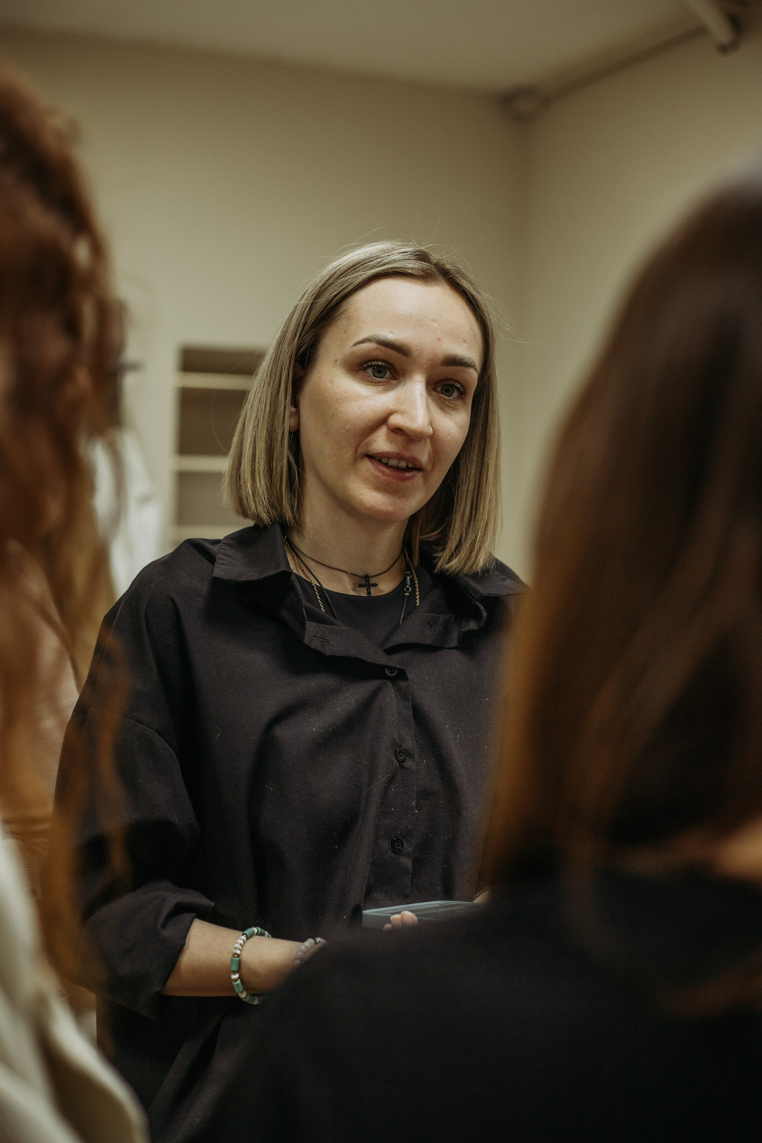 Презентация газеты «Глубокий смысл». Венера Гайн. Репортажный фотограф  Тюмень. Обучение фотографии с 0