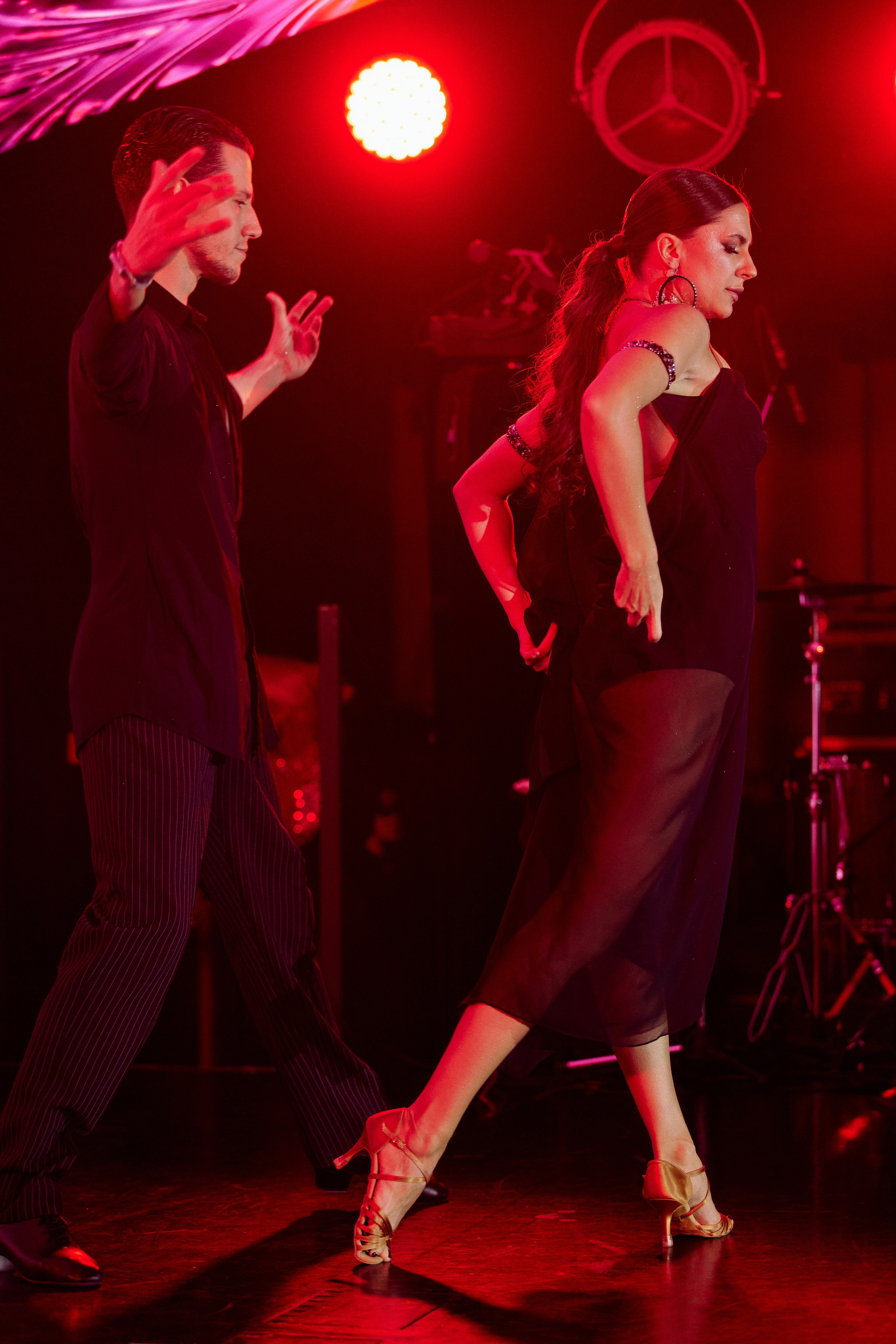 LESYA CABARET. Дмитрий Мазуркевич: Профессиональный Репортажный Фотограф