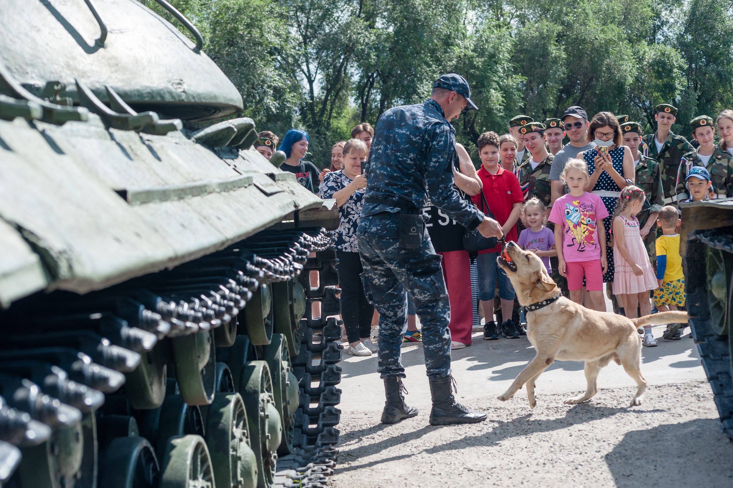ВЗРОСЛЫЙ РЕПОРТАЖ. Приветствую! Меня зовут Александра, я занимаюсь репортажной и предметной съемкой в Красноярске
