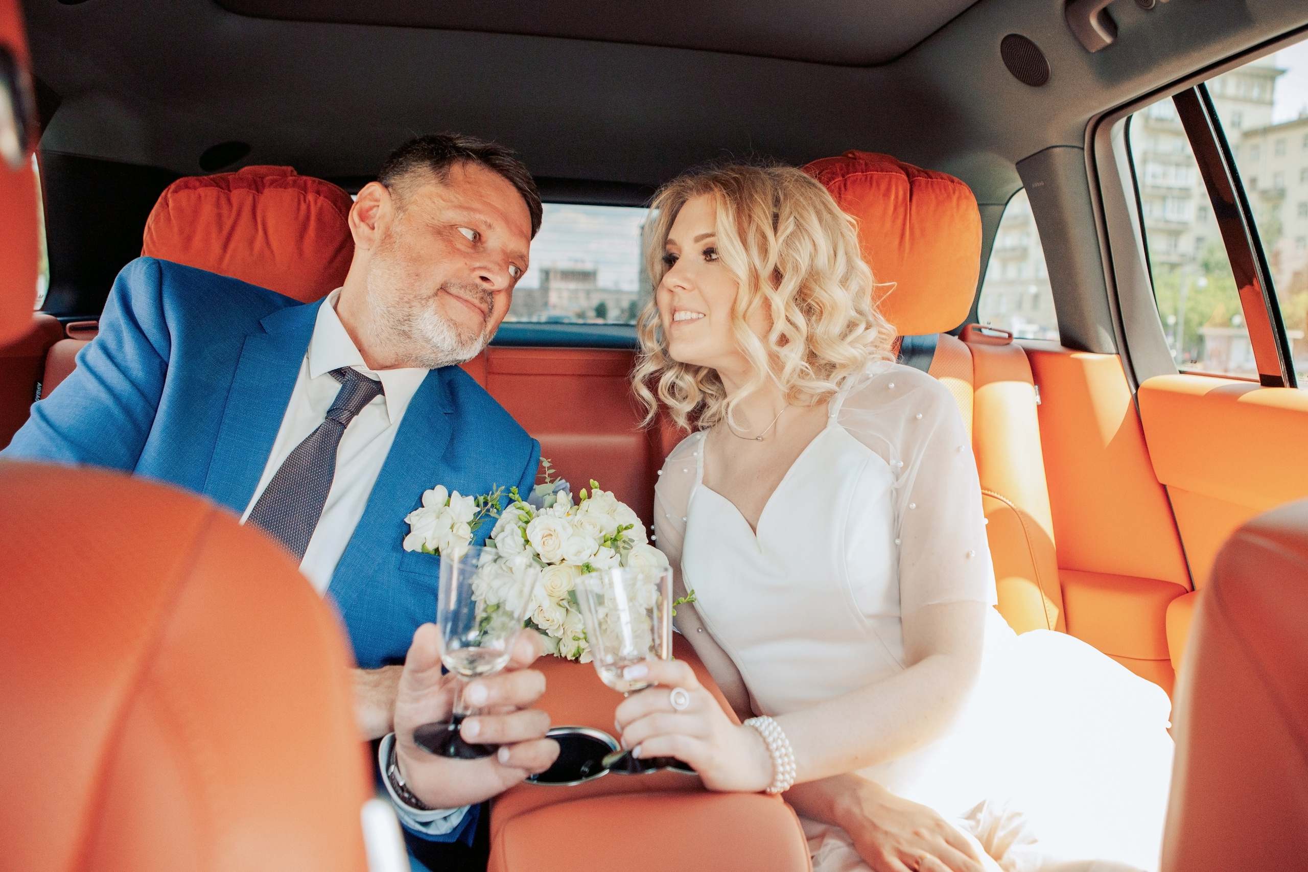 Фотосессия молодоженов на пляже Рублево. Фотограф Ольга Ефремова