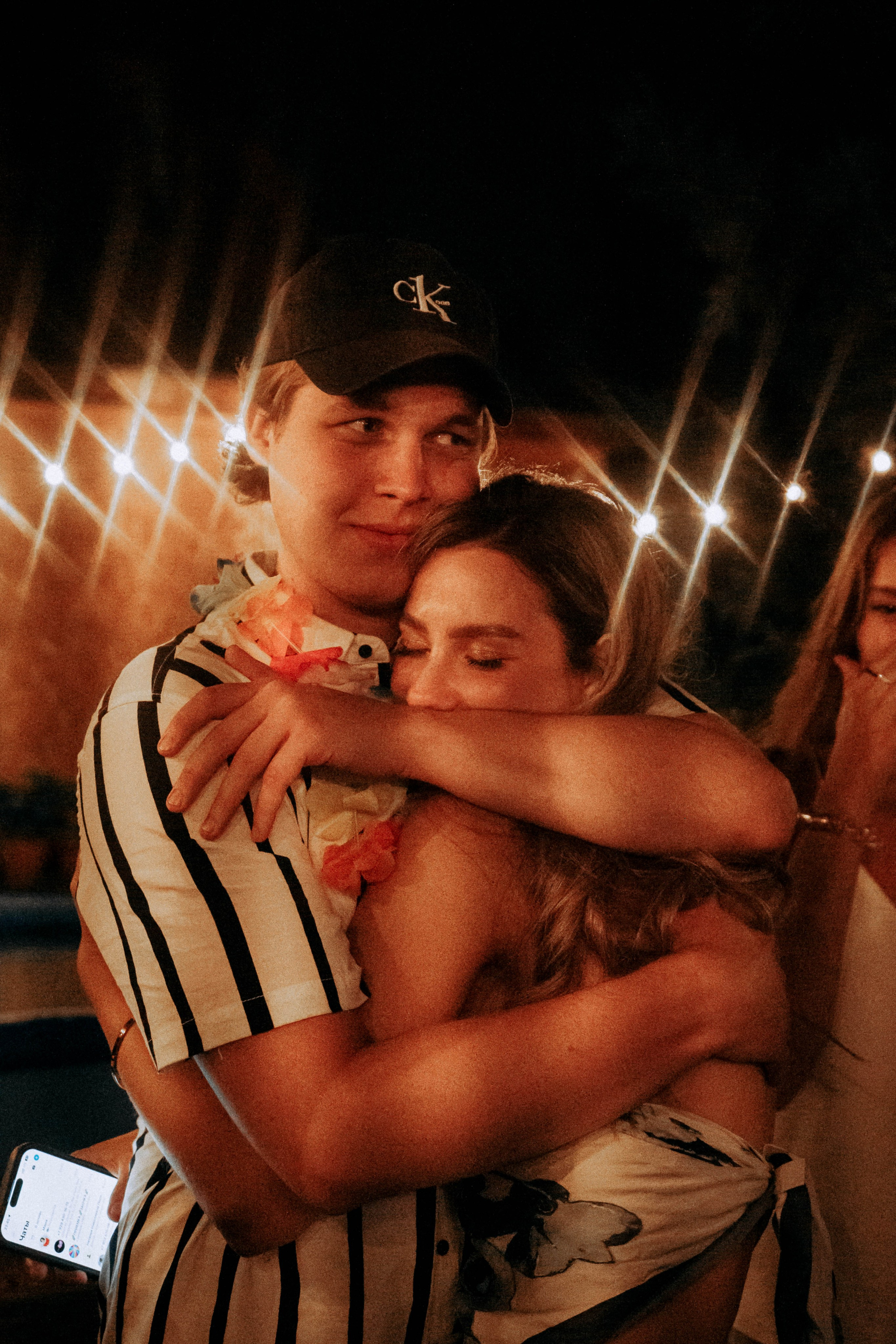 Гавайская вечеринка. Кир Анисин. Режиссер & фотограф