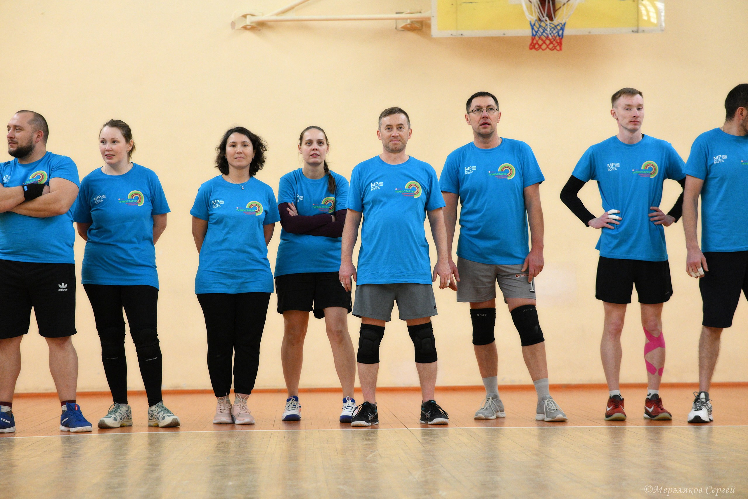 Новогодний турнир по волейболу. Ижевск. 15.12.2023. Спортивный репортажный фотограф в Ижевске Сергей Мерзляков