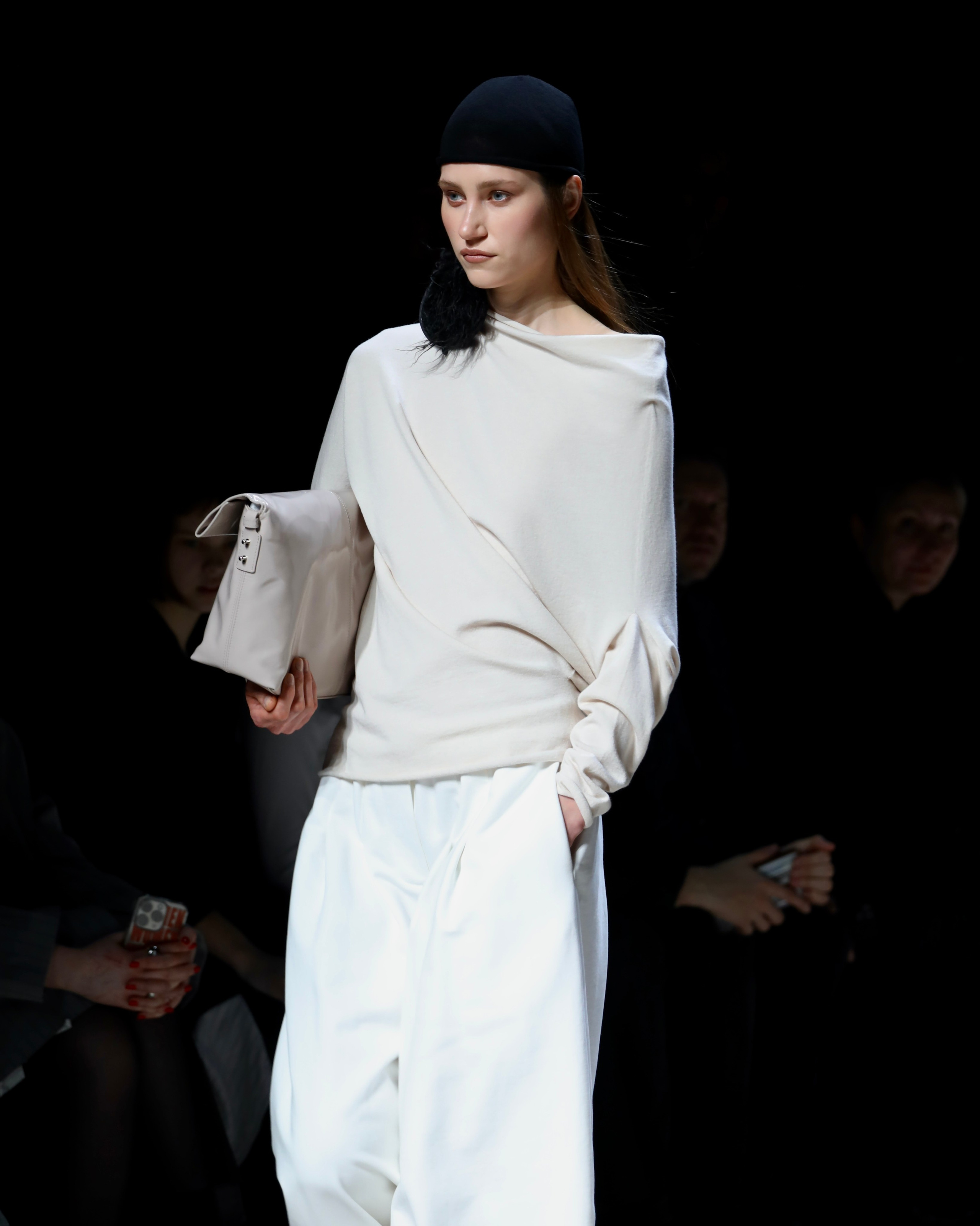 Коллекции Lesel (Москва): MFW 15 марта 2025 года. Фотосессии и репортаж — Фотограф в Москве — Рина Серёгина