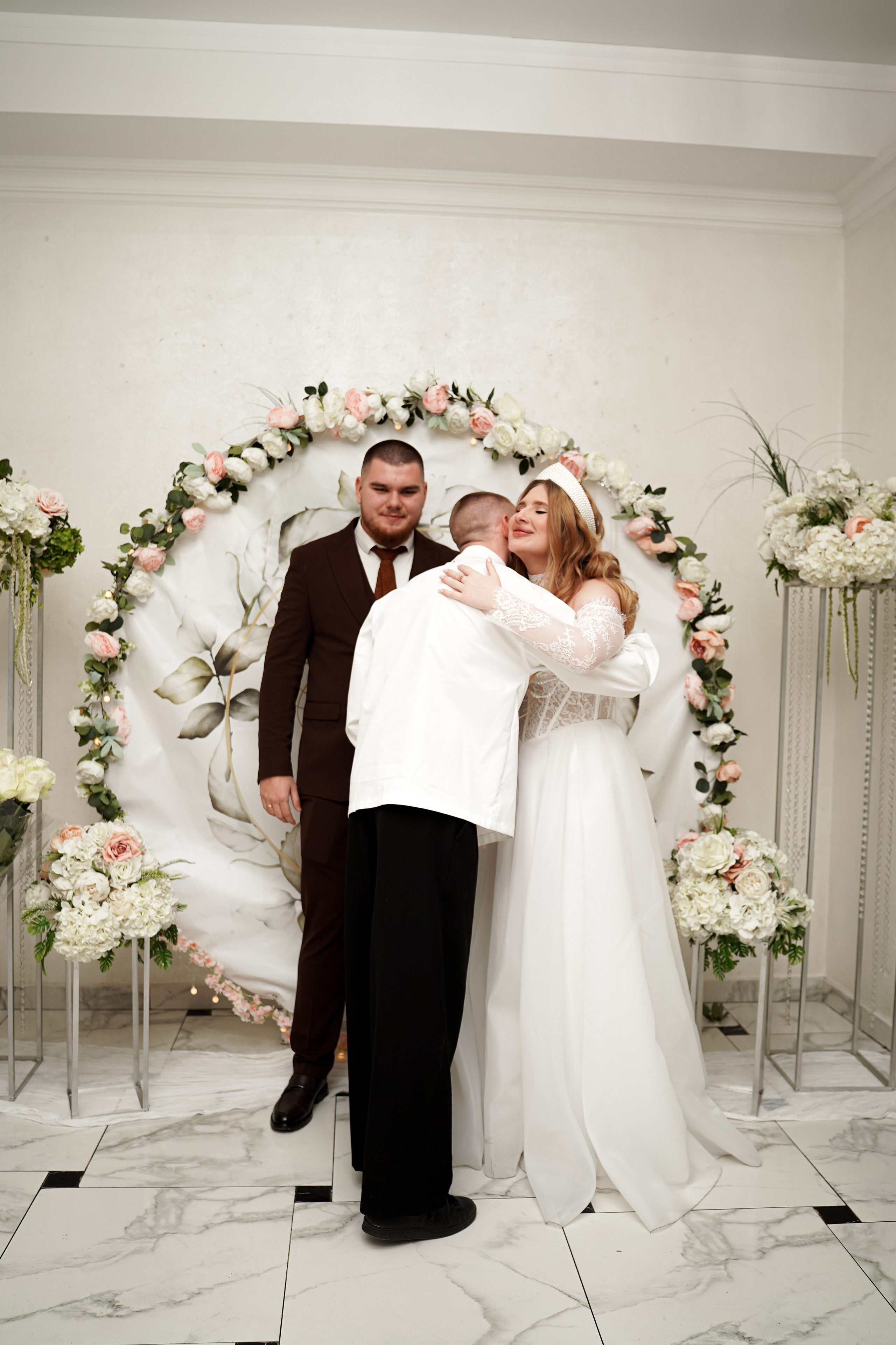 Свадебный банкет в ресторане «Верона». Свадебный фотограф в Ростове-на-Дону. Таинство Крещения и Венчания, семейные фотосессии. Алёна Чёботова