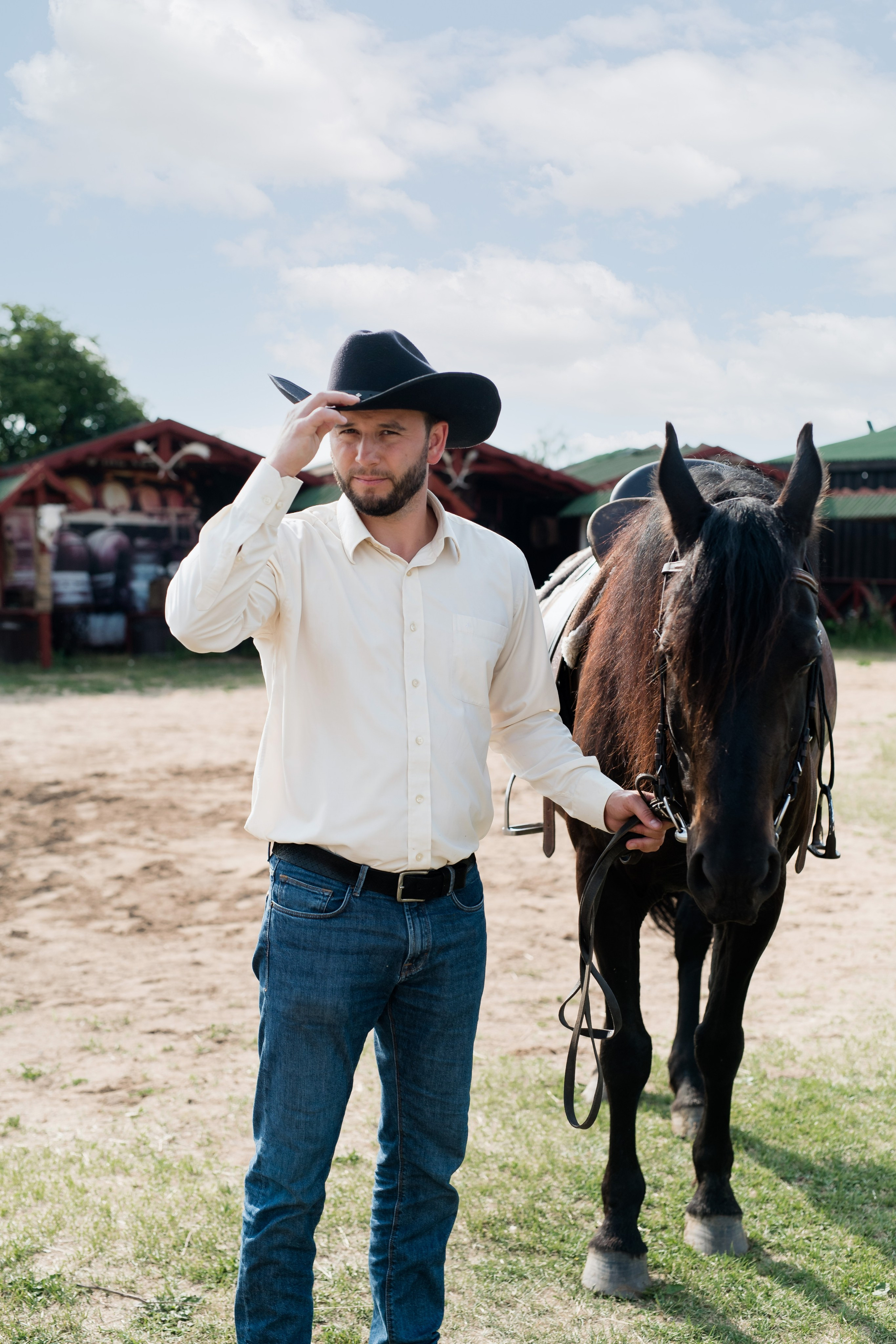 На конюшне. Семейный и контент фотограф