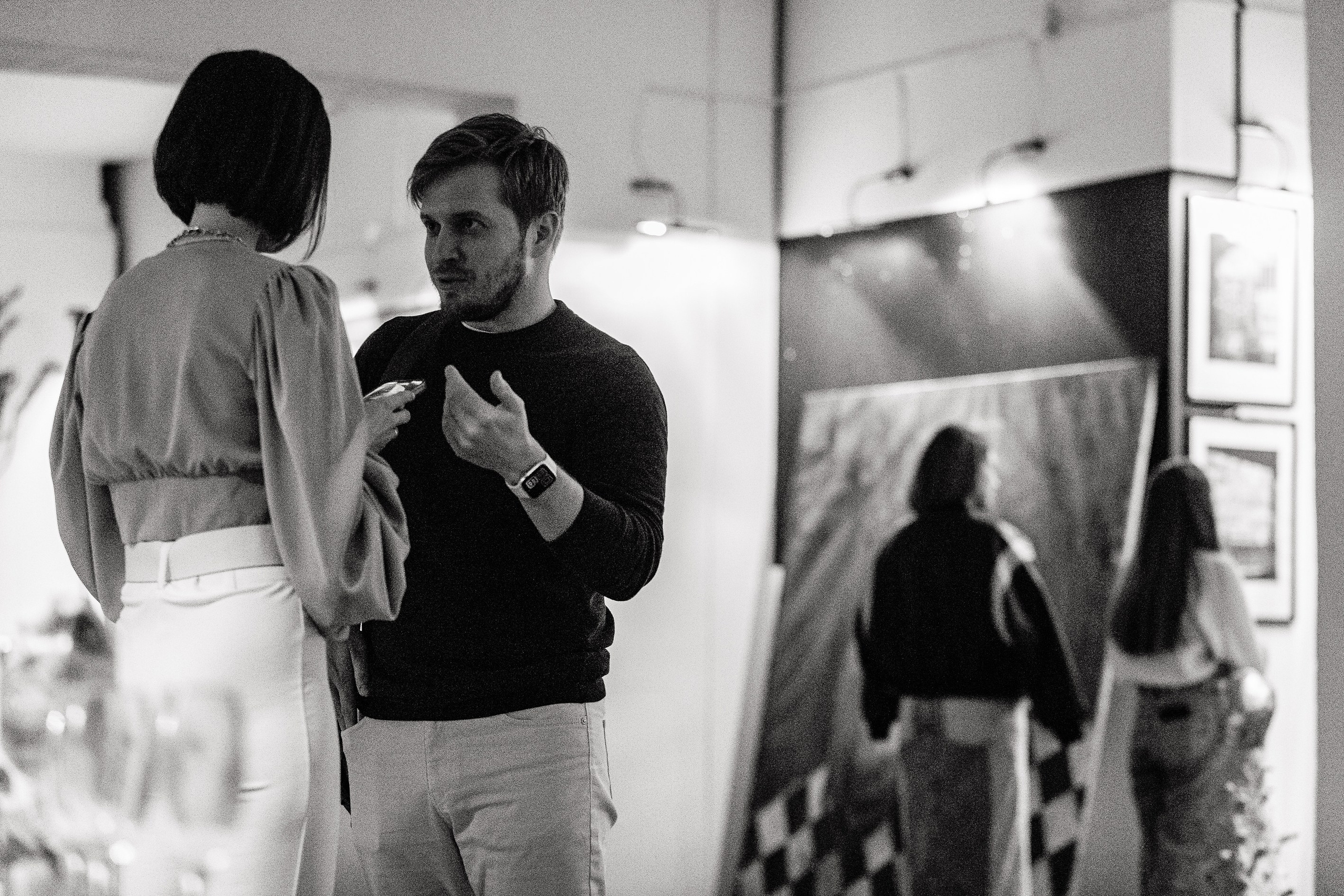 26.04.2023 // Мастер-класс Кати Монич. Фотовыставки serebro.gallery, в которых автором можешь стать ты! | Москва