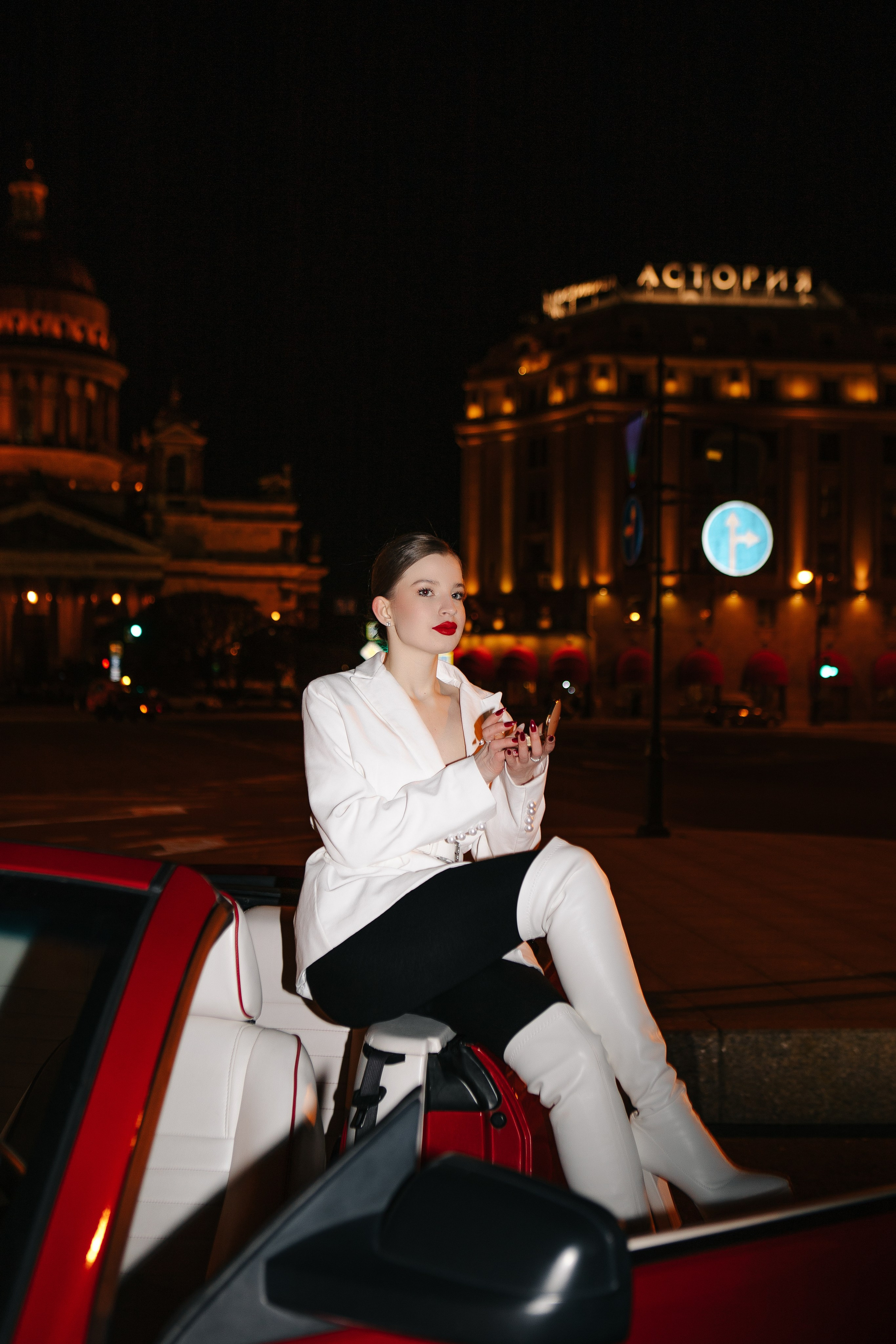 Алена — ночной кабриолет. Elena Sova — семейный и женский фотограф в Санкт-Петербурге