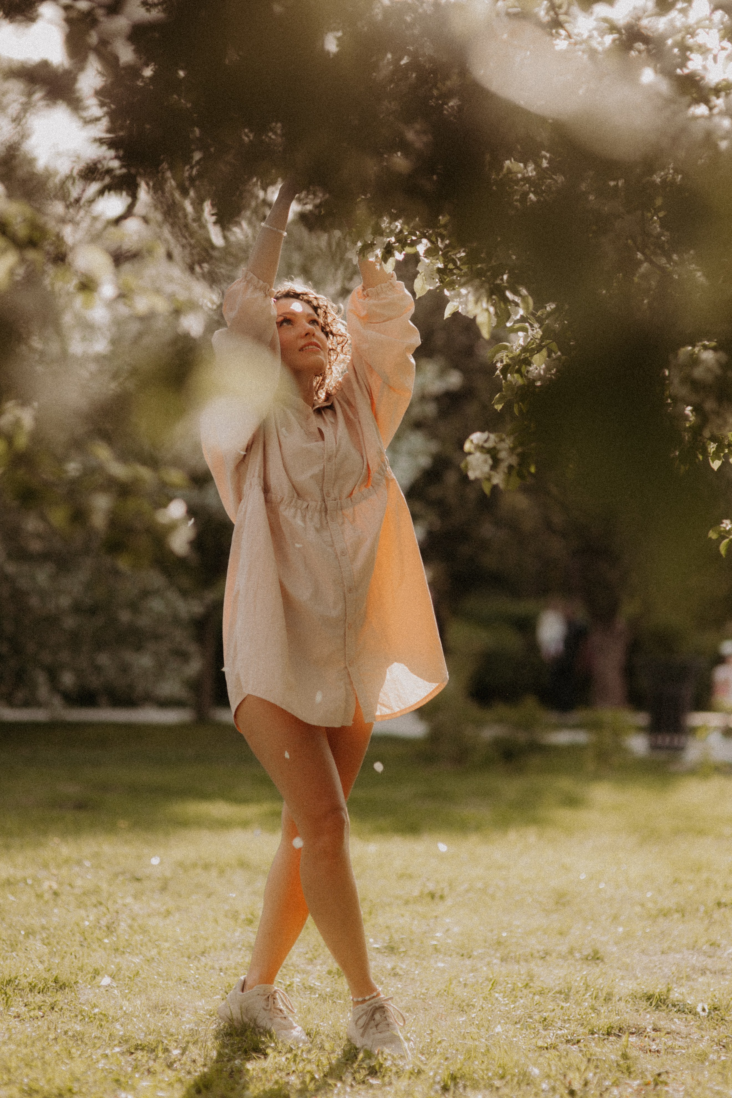 Фотосессия девушки на природе. Свадебный и репортажный фотограф в Ярославле и Санкт-Петербурге Роман Микрюков