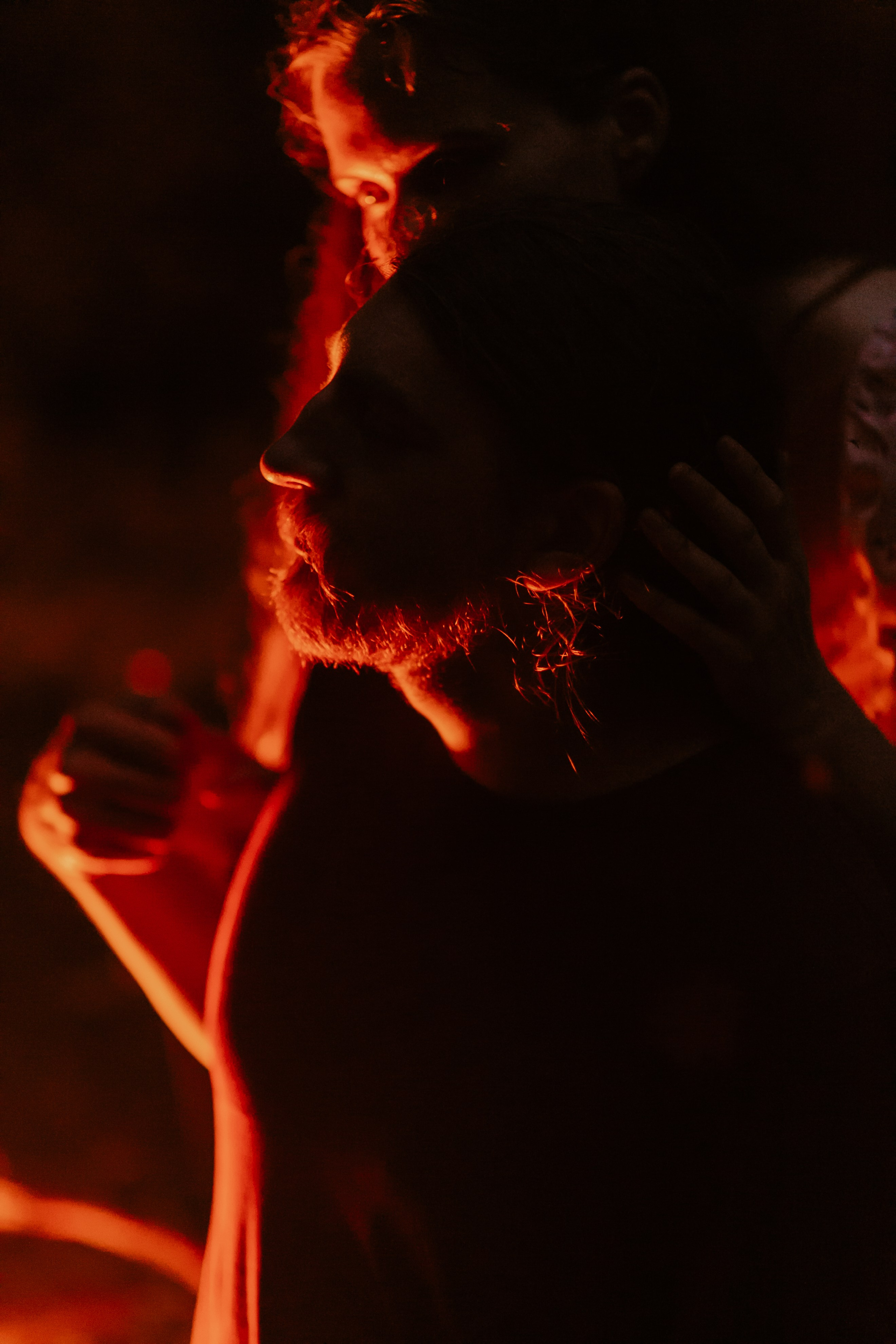 Атмосферная съемка Маши и Лёши в лесу наедине с природой. Свадебный и репортажный фотограф в Ярославле и Санкт-Петербурге Роман Микрюков