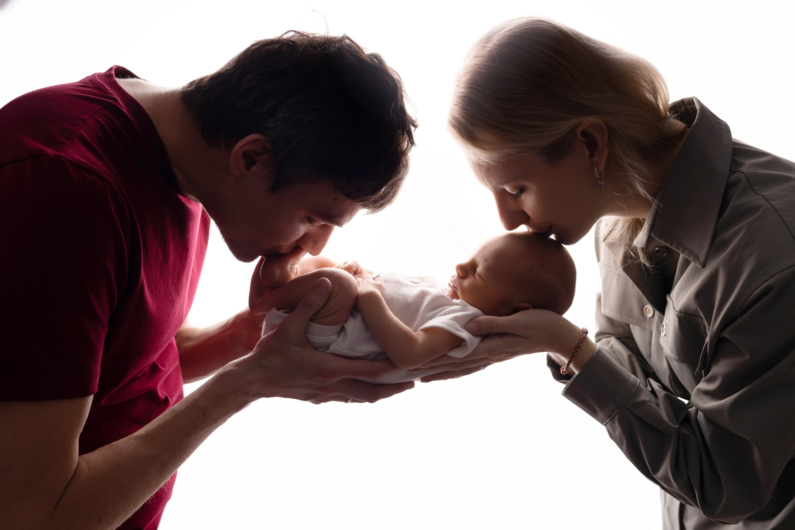 Фотограф новорожденных малышей в Омске и Омской области Эльвира Камаева