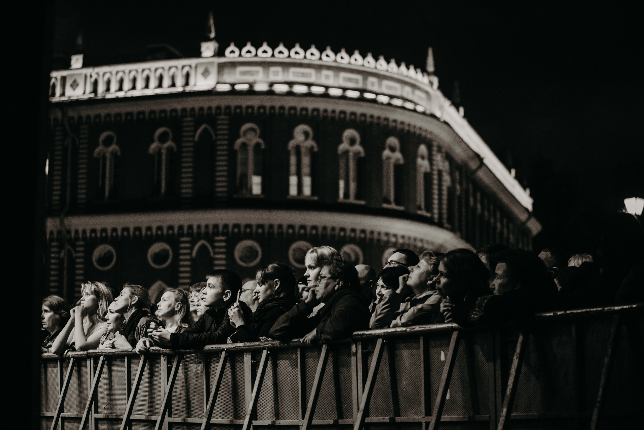 Репортаж 9 мая. Фотограф в Москве Илья Максимов