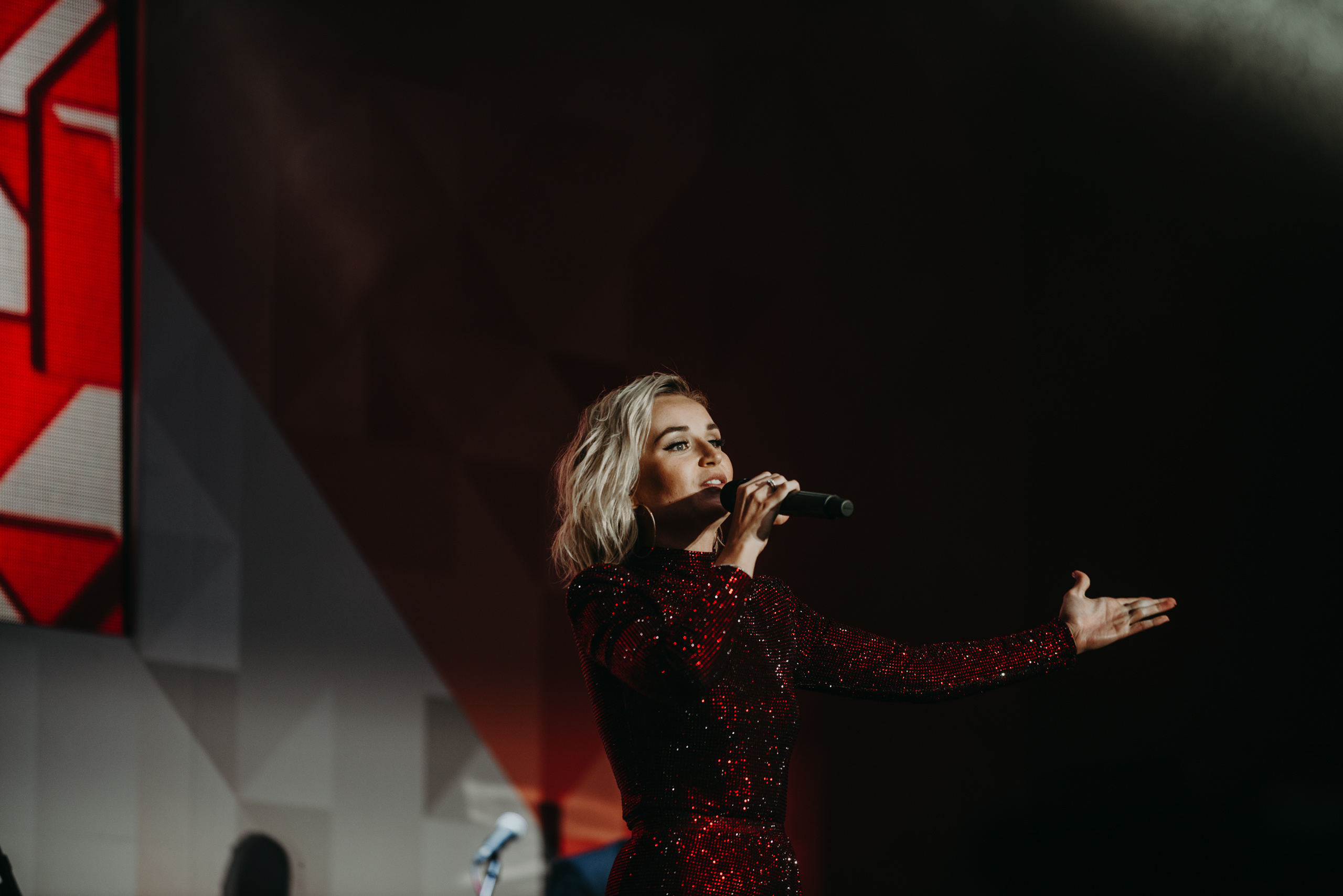 Репортаж 9 мая. Фотограф в Москве Илья Максимов